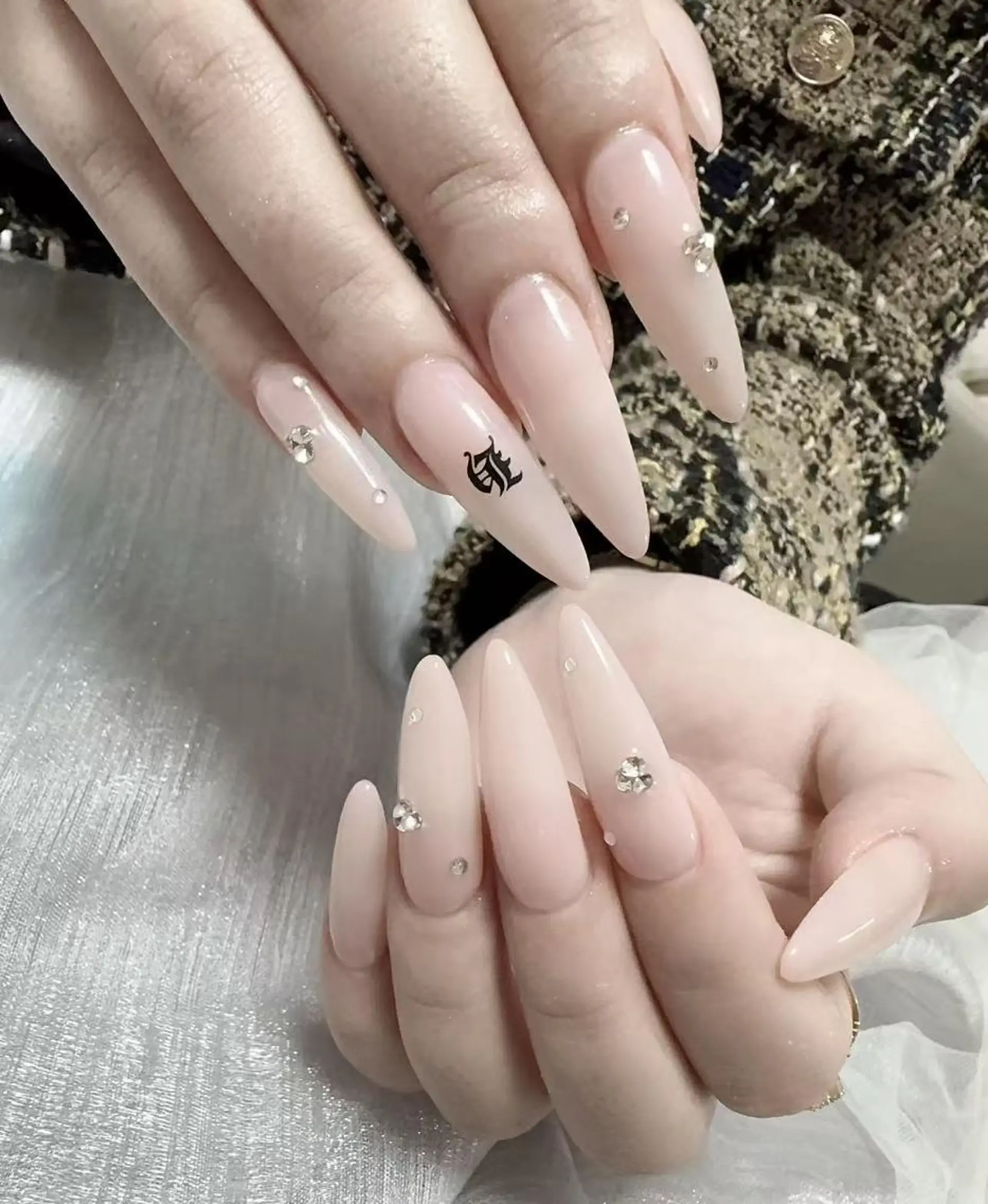 ネイル ハンドネイル &ME タカのネイルデザイン