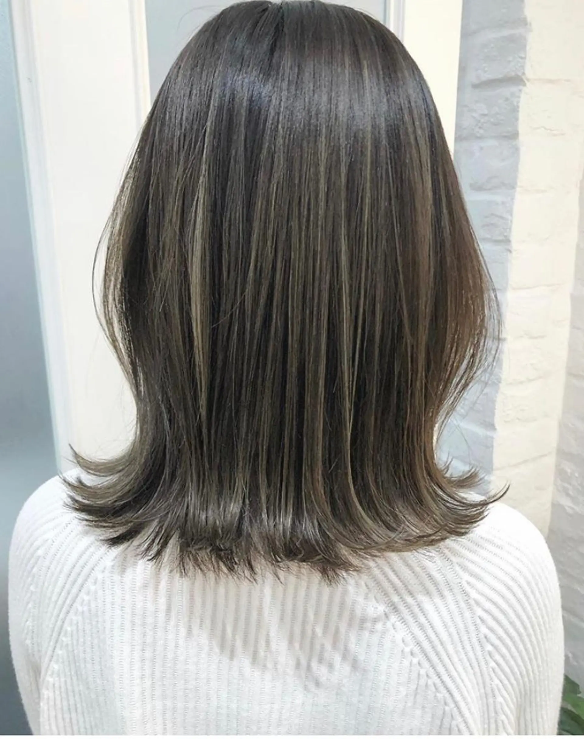 ミディアム 米津 優花のヘアスタイル