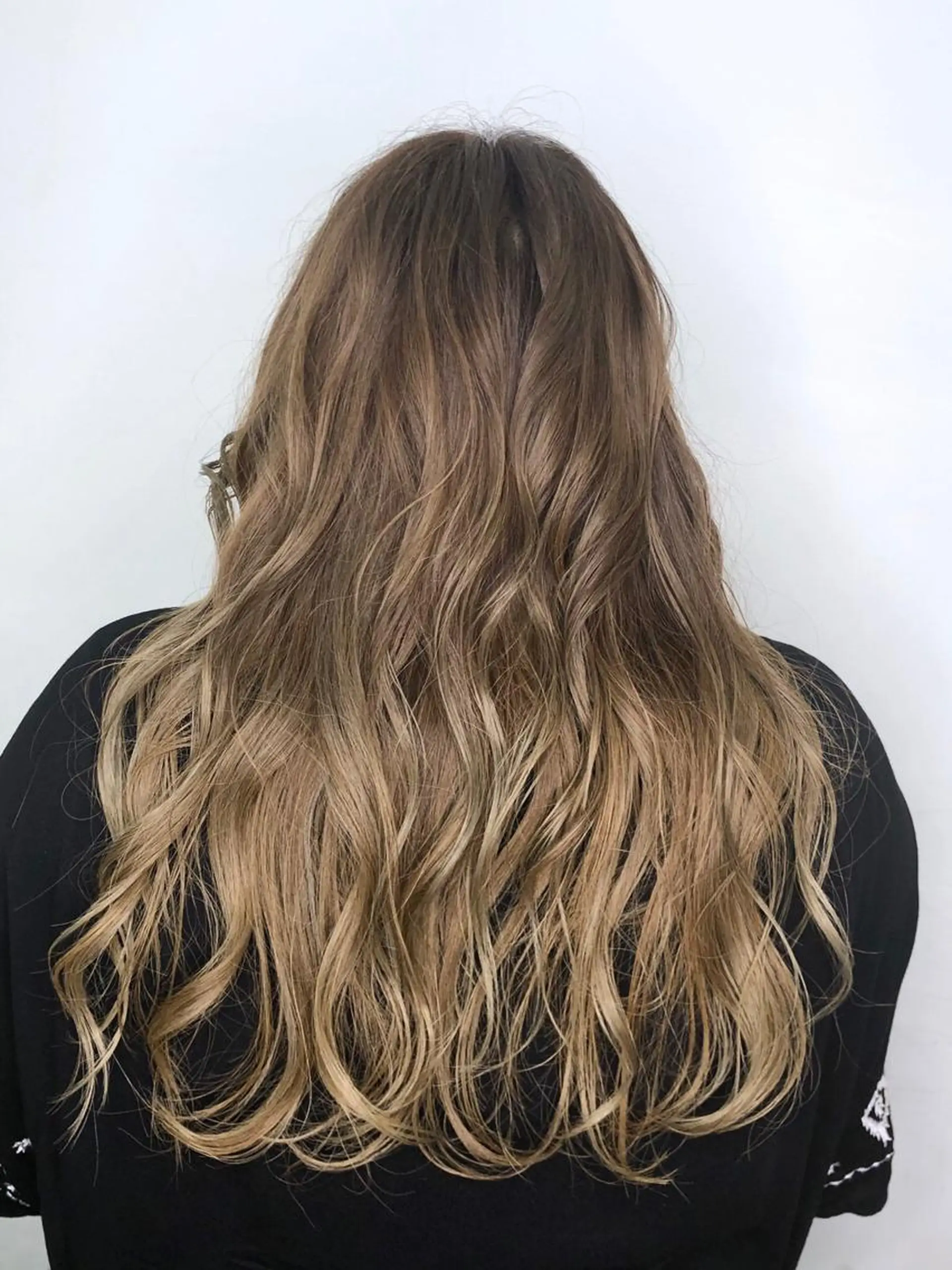 ロング 艶髪職人 山本隼正のヘアスタイル