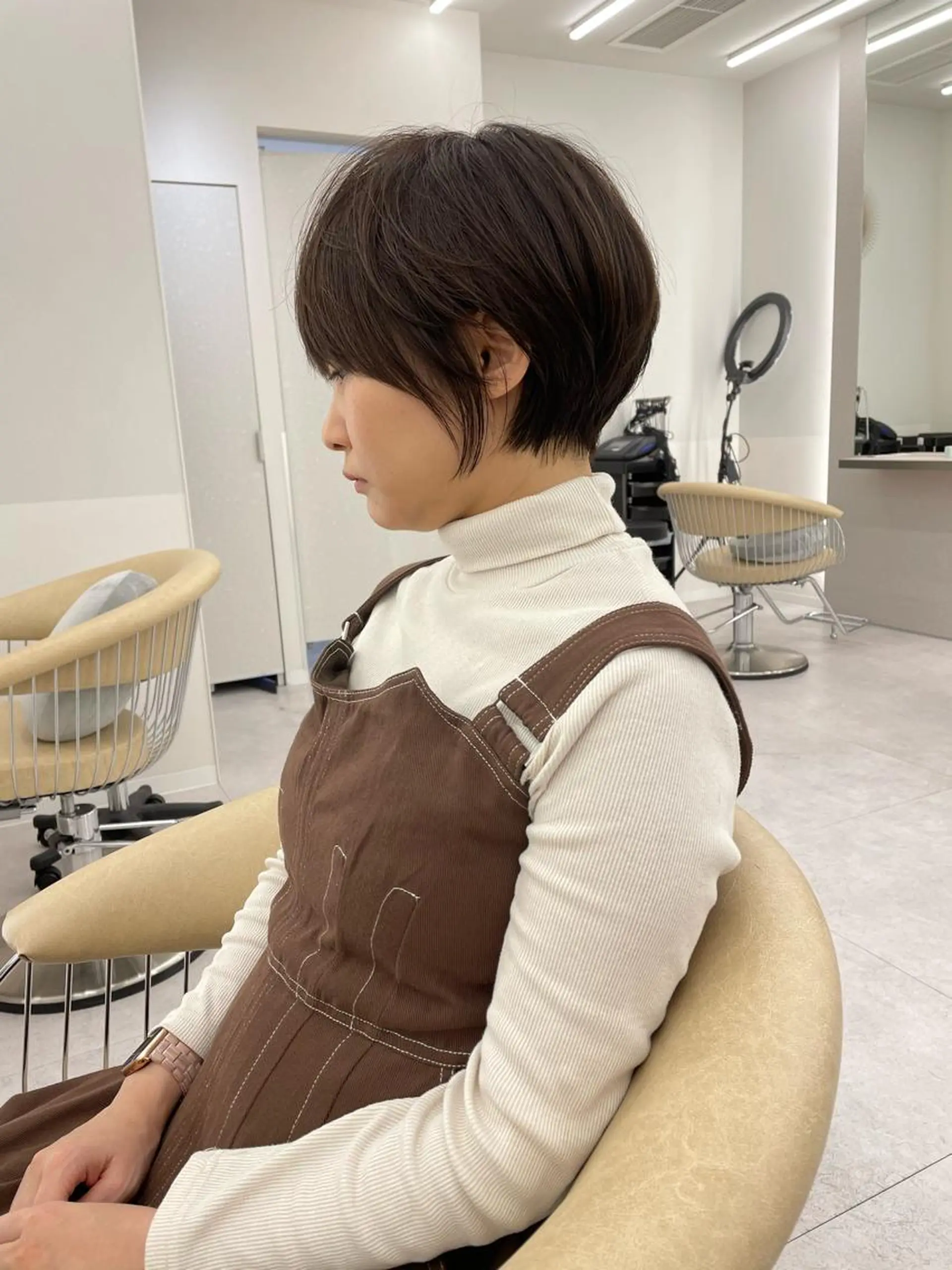 ショート カラー ショートボブ ショートレイヤー ハンサムショート 丸みショート ボブ カット ヘアカラー トリートメント ヘッドスパ 木原良 (キハラ リョウ)のヘアスタイル