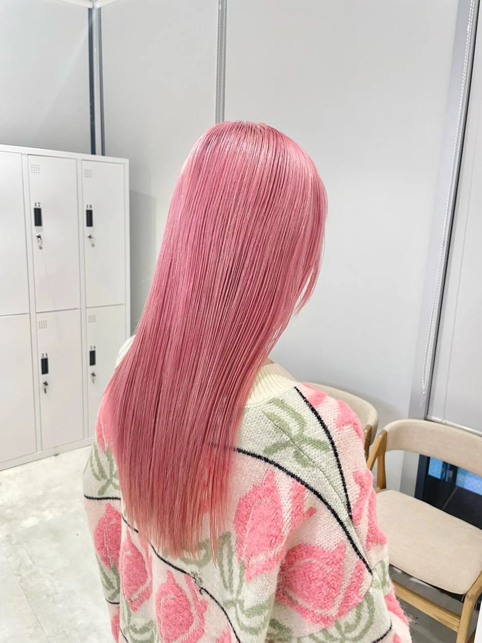 ロング カラー ベージュカラー ピンクカラー ピンクベージュ ホワイトピンク カット ヘアカラー トリートメント 🔷ダブルカラーハイ トーン🔷櫻井走のヘアスタイル