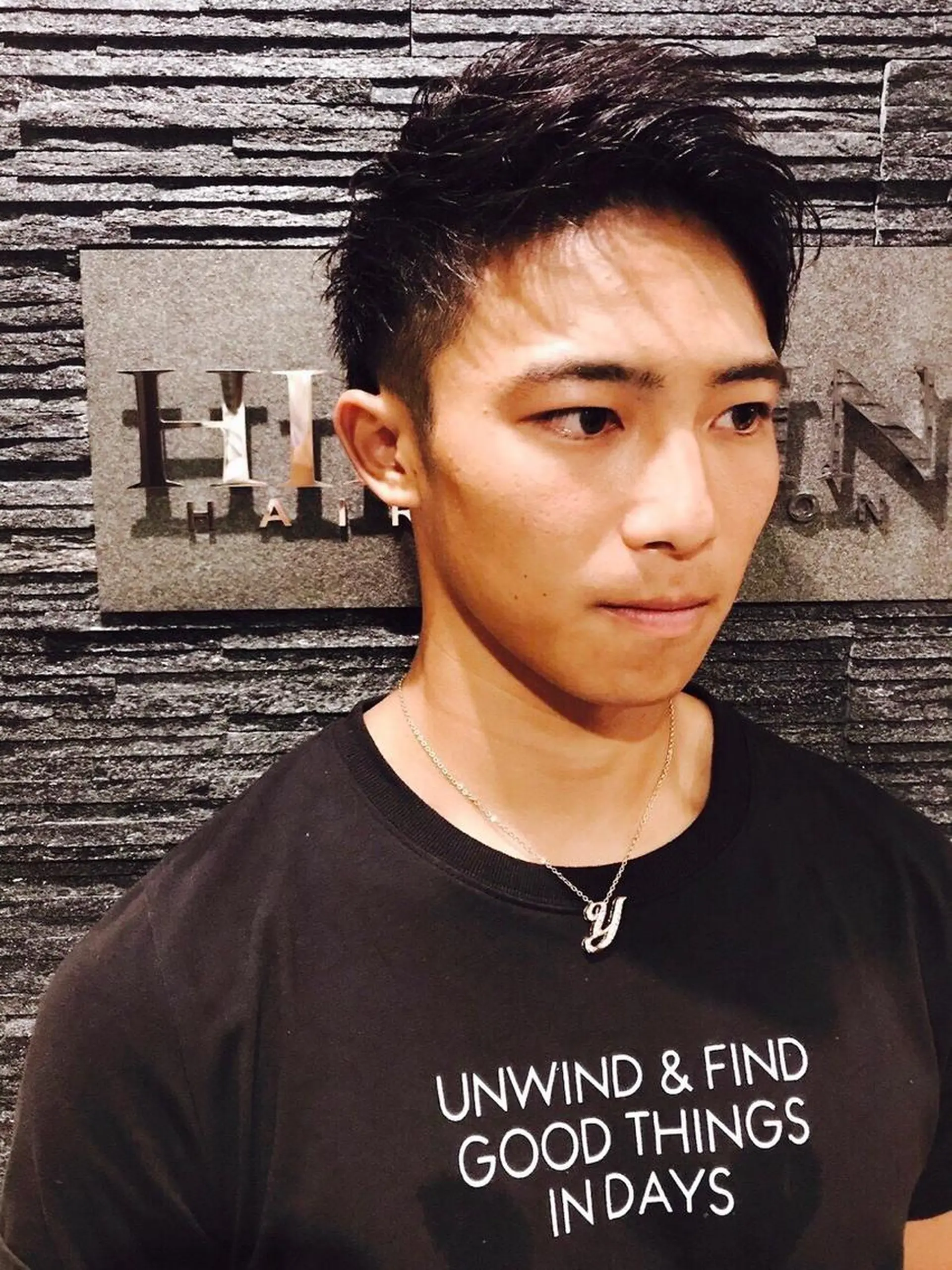 ショート パーマ メンズ アップバング メンズパーマ hiroginza新橋銀座口店モデル専用所属・岩間 佳祐のヘアスタイル