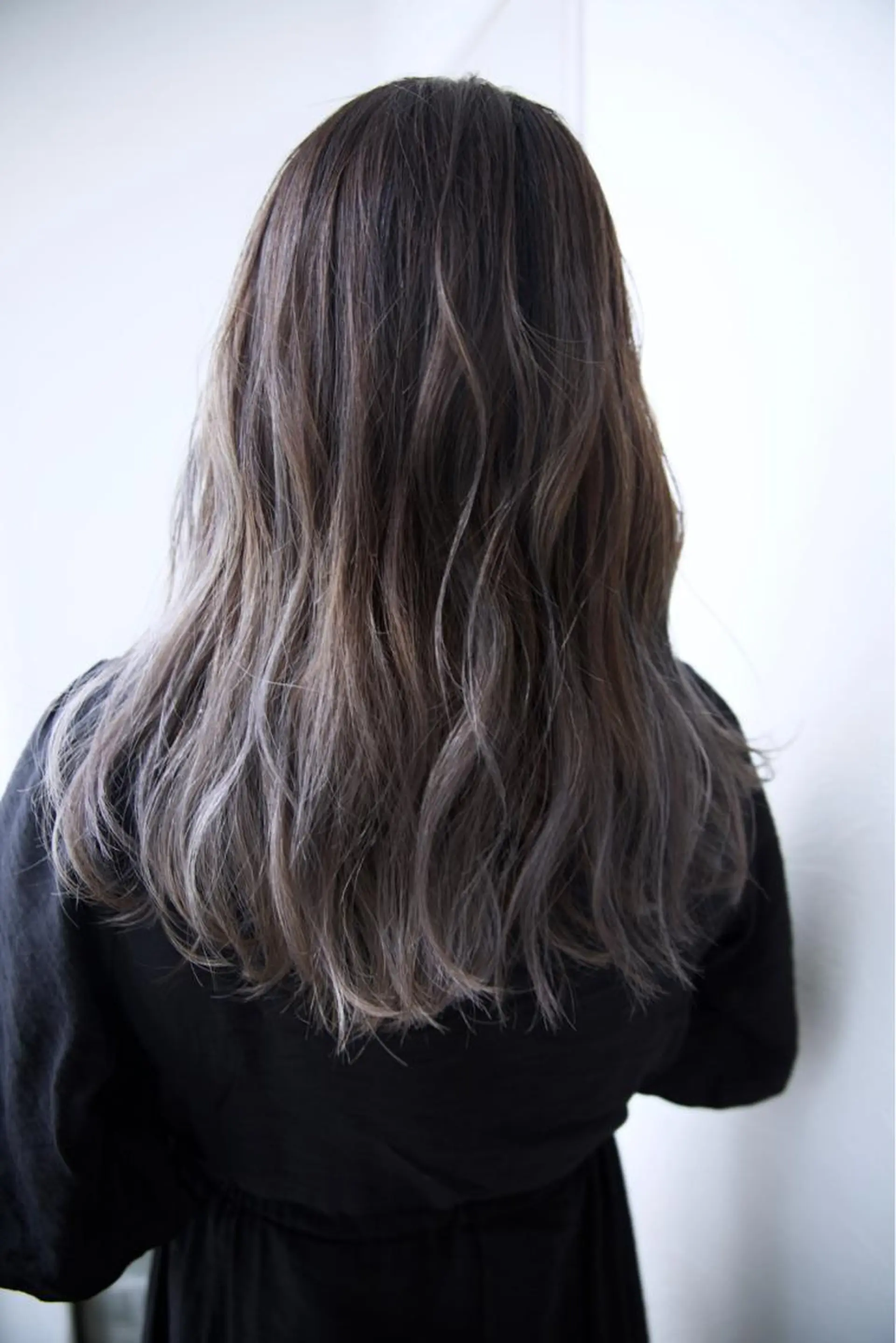 ロング カラー fio マナミのヘアスタイル