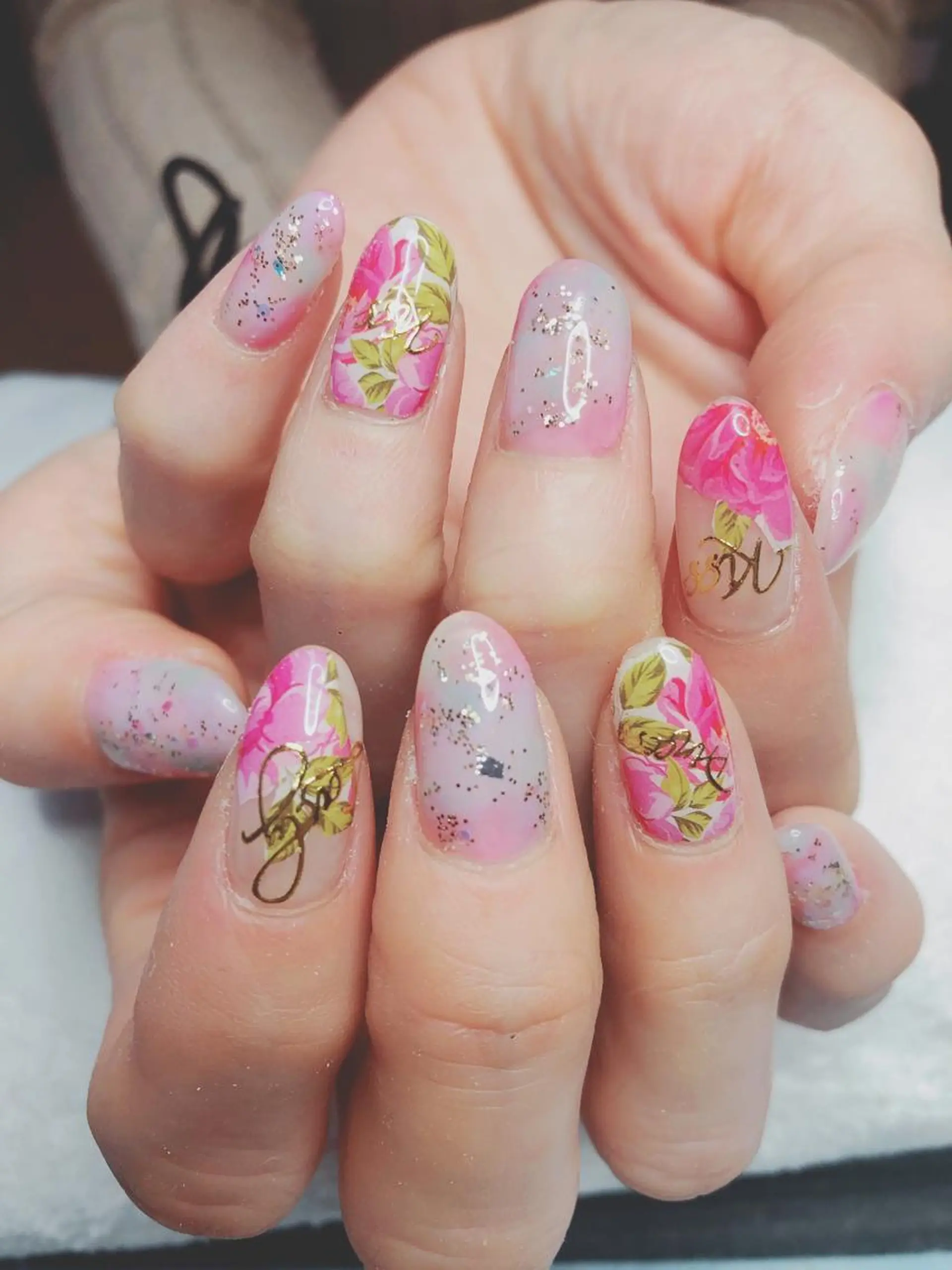 セミロング ネイル 長さ出し専門 nynaのネイルデザイン