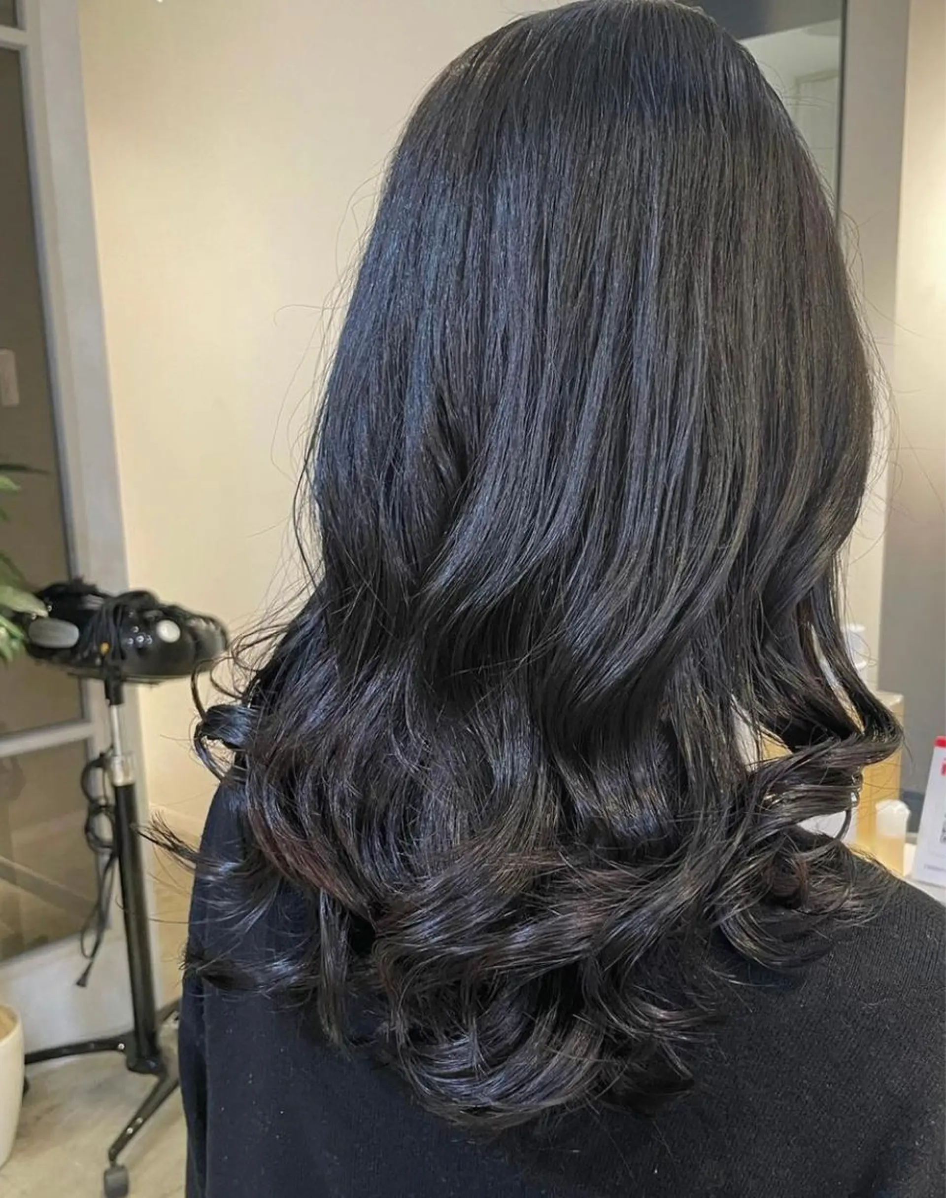 ミディアム ミディアムパーマ レイヤーカット Kinoのヘアスタイル