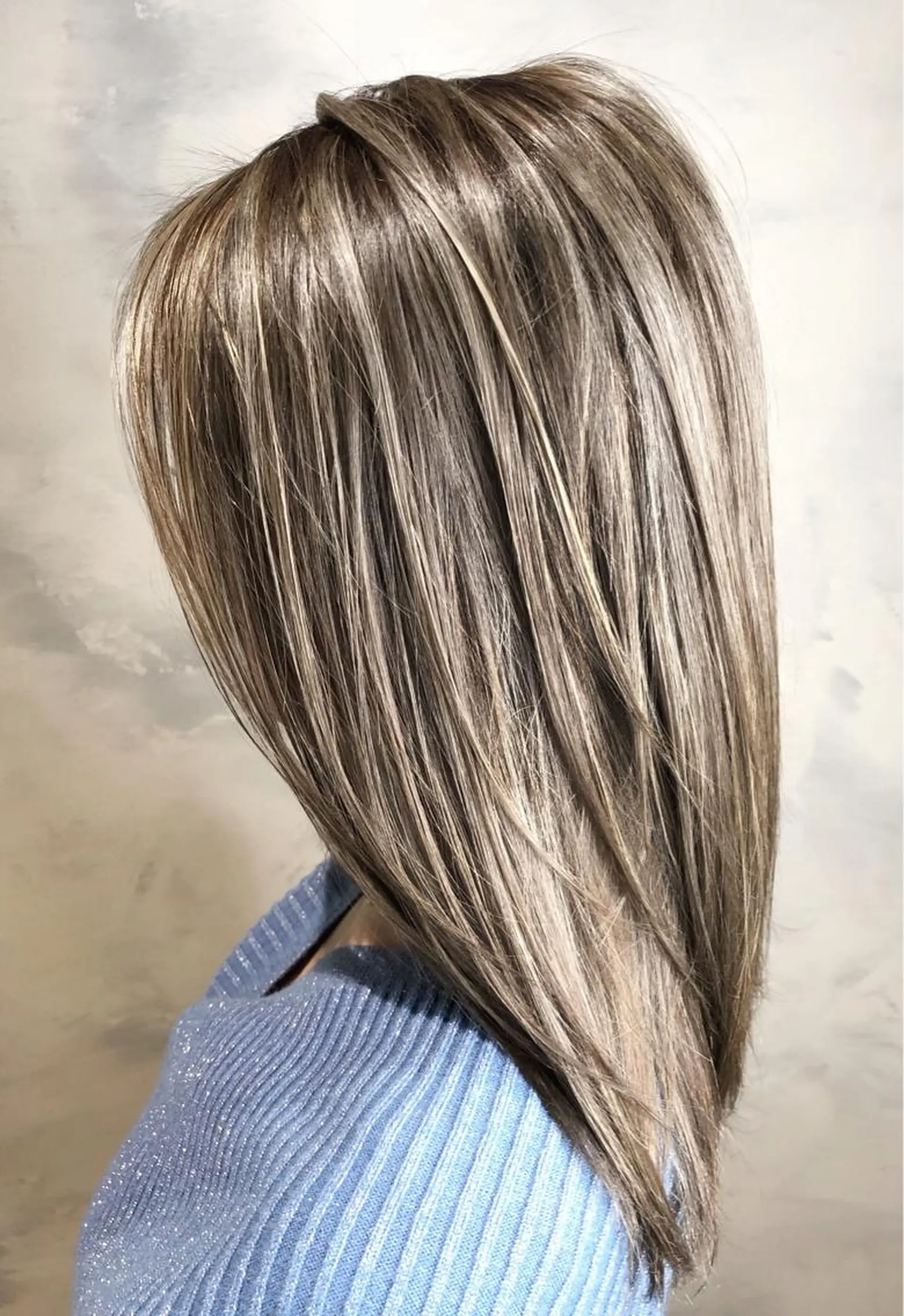 セミロング カラー ブリーチ ハイライトカラー ハイトーンカラー ハイライト biscohair 髪にドラマを。のヘアスタイル