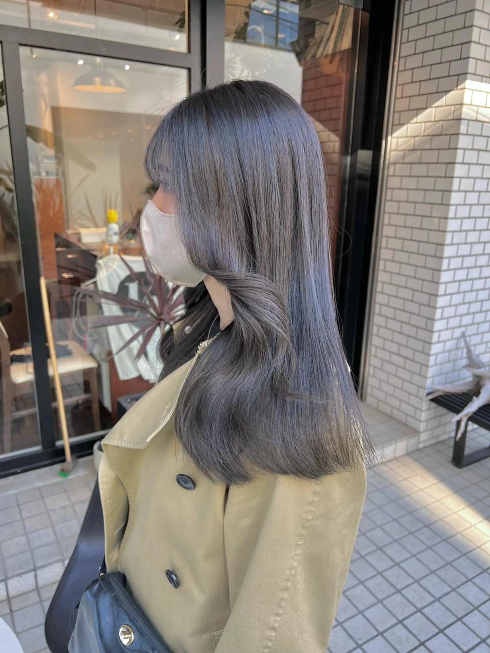ロング カラー オリーブグレー カット ヘアカラー トリートメント ヘッドスパ ヘアセット 柔らかブラウン/顔周 りレイヤー♡ユウシのヘアスタイル