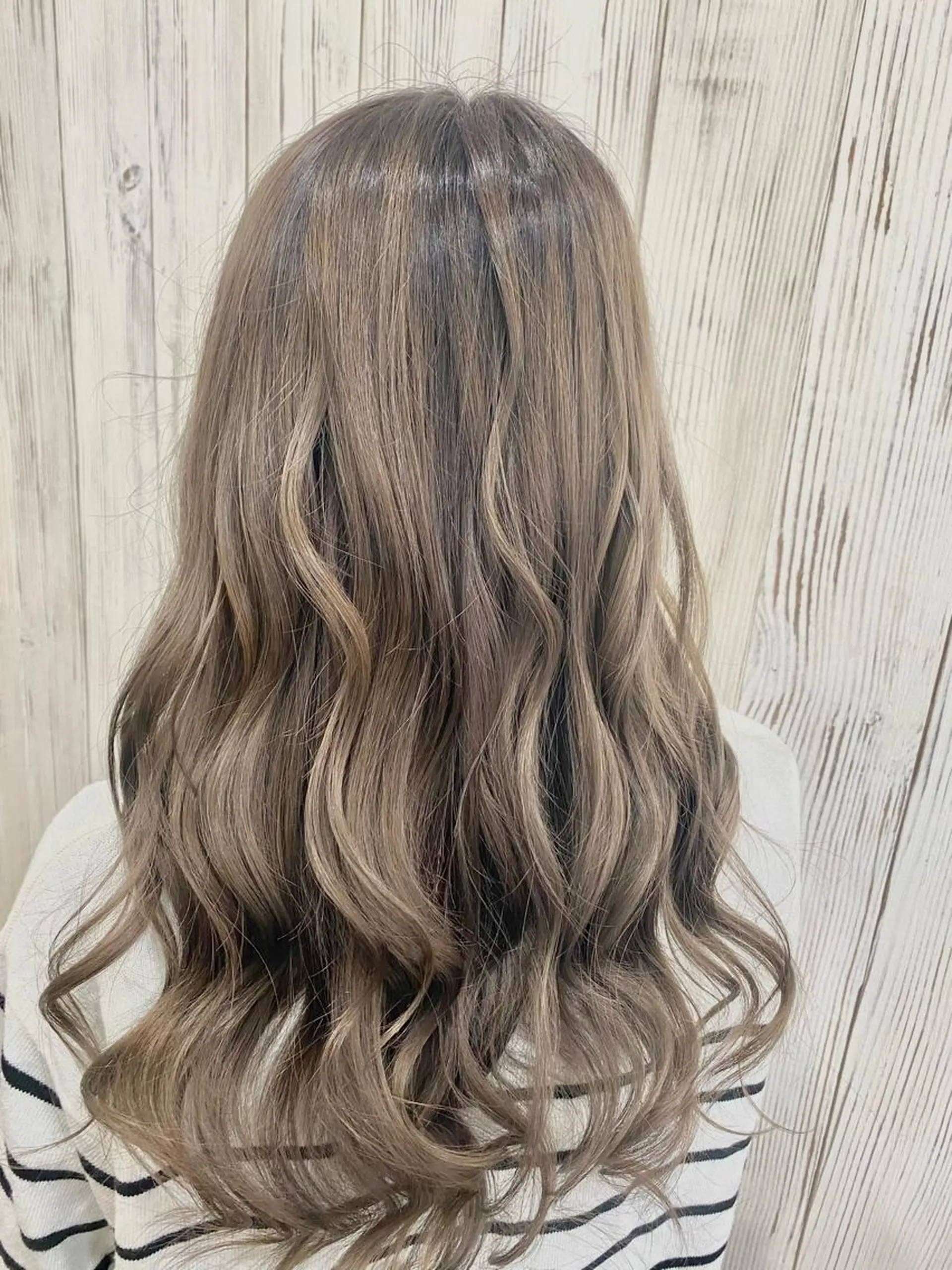 ロング 【.ico】心斎橋/ ウルフ/飛田ゆうきのヘアスタイル