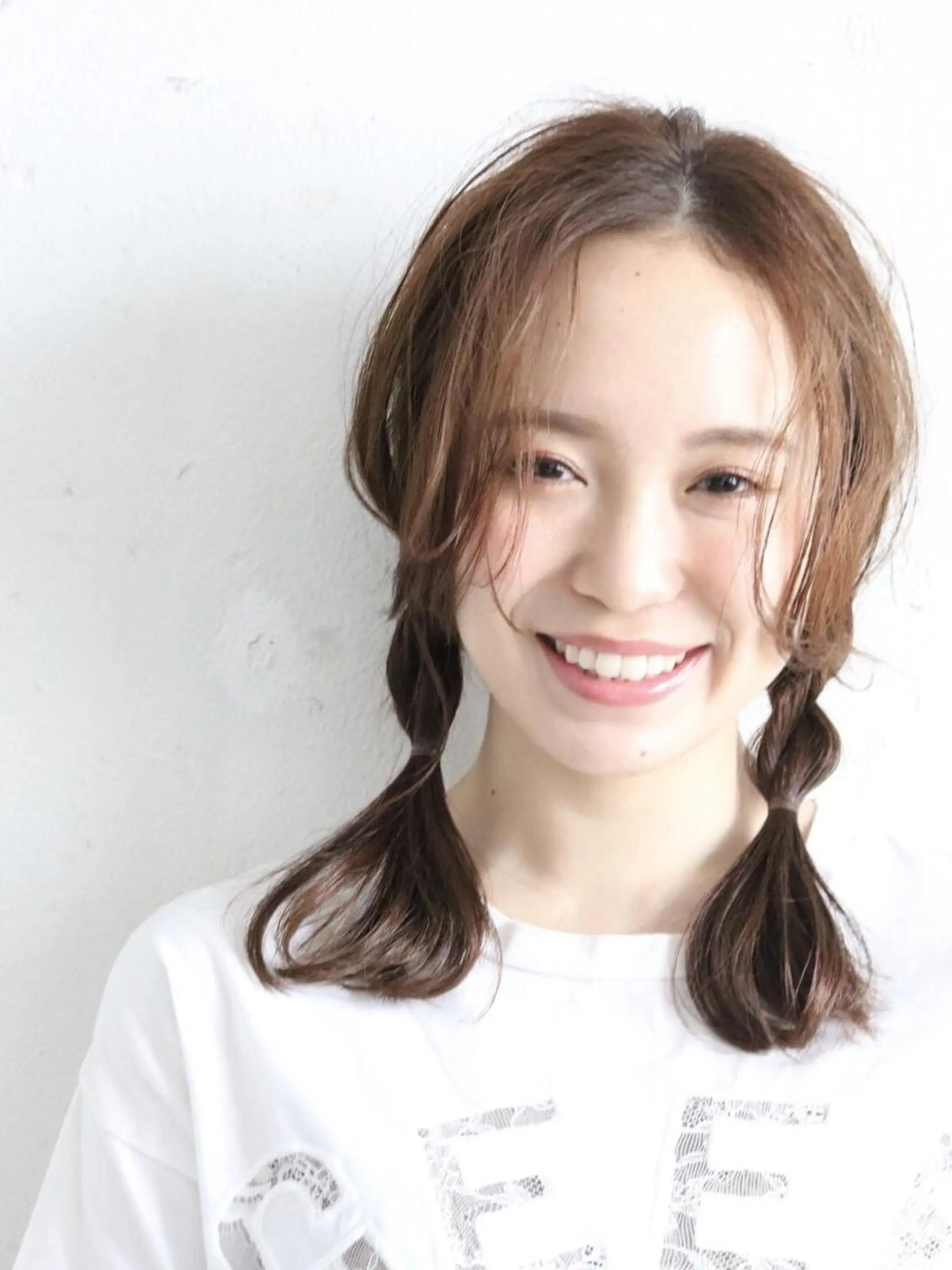 セミロング ヘアアレンジ 野崎 ひかりのヘアスタイル