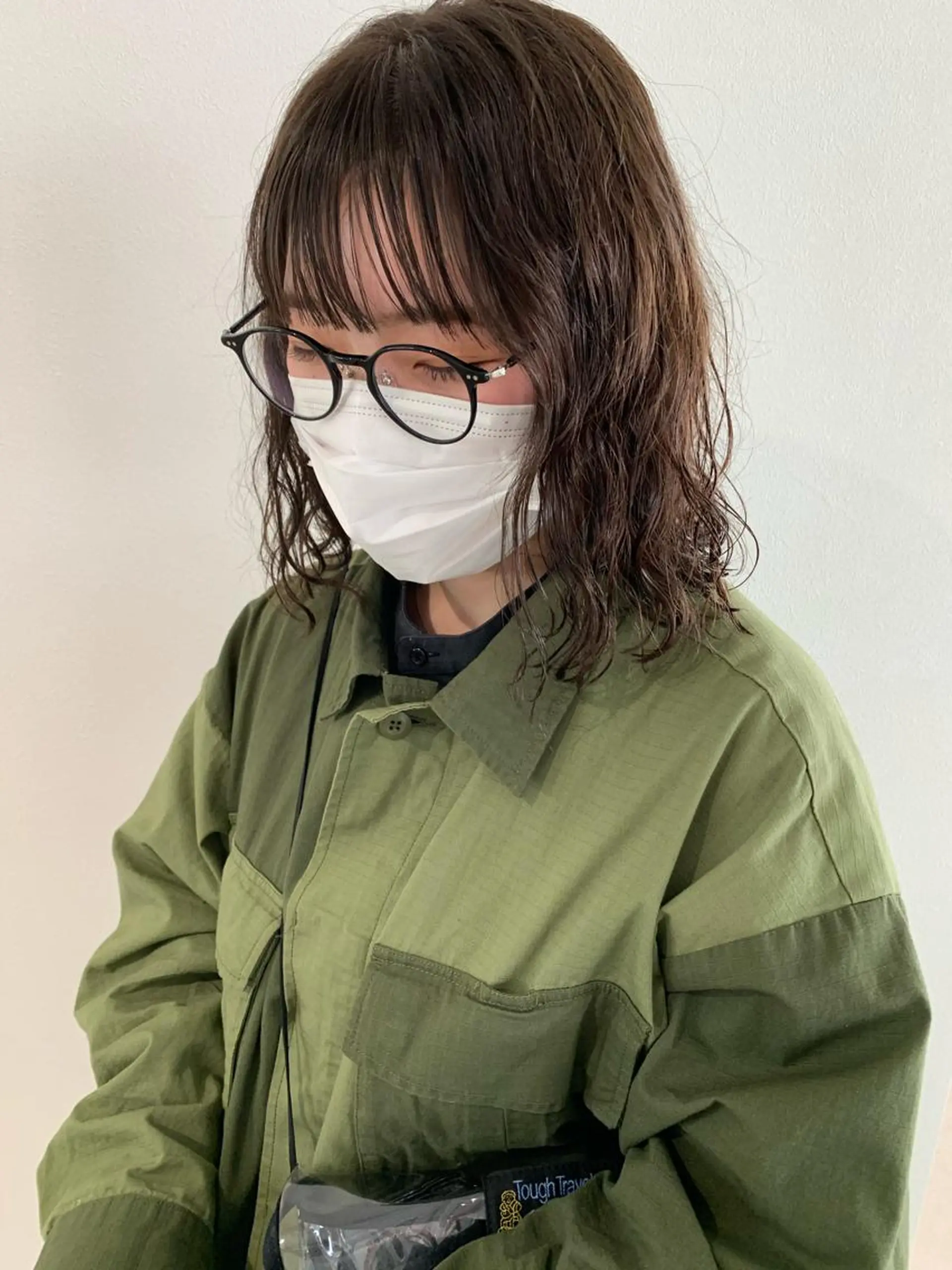 ミディアム カラー ベージュカラー オリーブベージュ ANY／SUE 千葉パーマのヘアスタイル