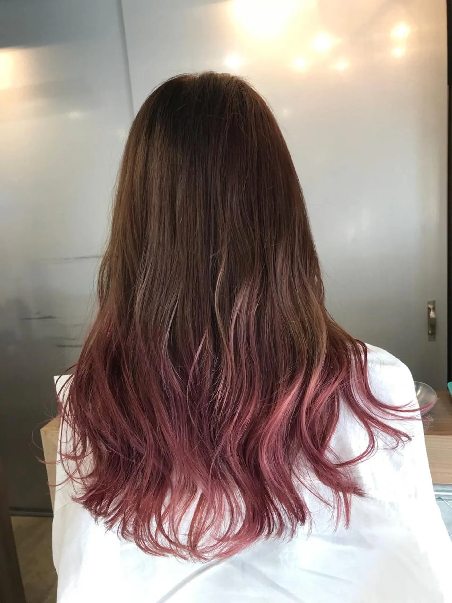 ロング カラー ベージュカラー ブリーチ グラデーションカラー ピンクカラー ピンクベージュ 竹嶌 健吾のヘアスタイル