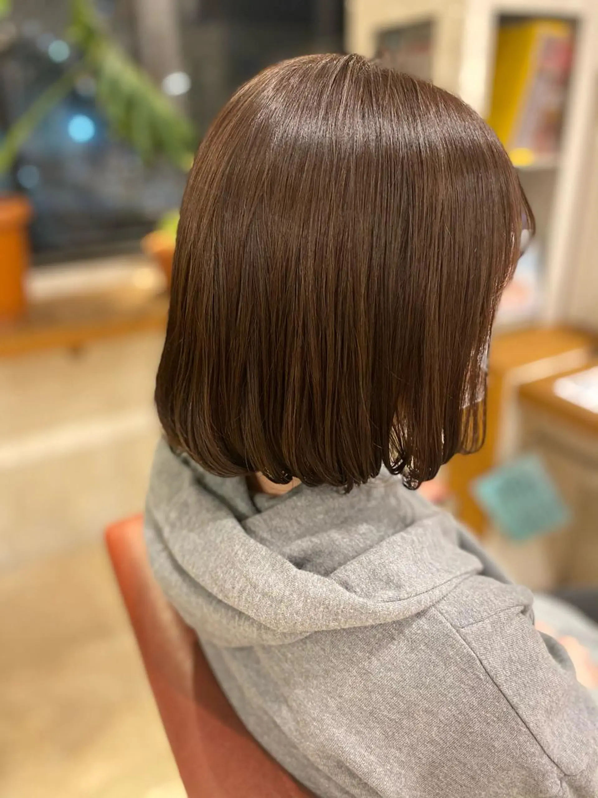 ミディアム カラー アッシュ 安澤 彩奈のヘアスタイル