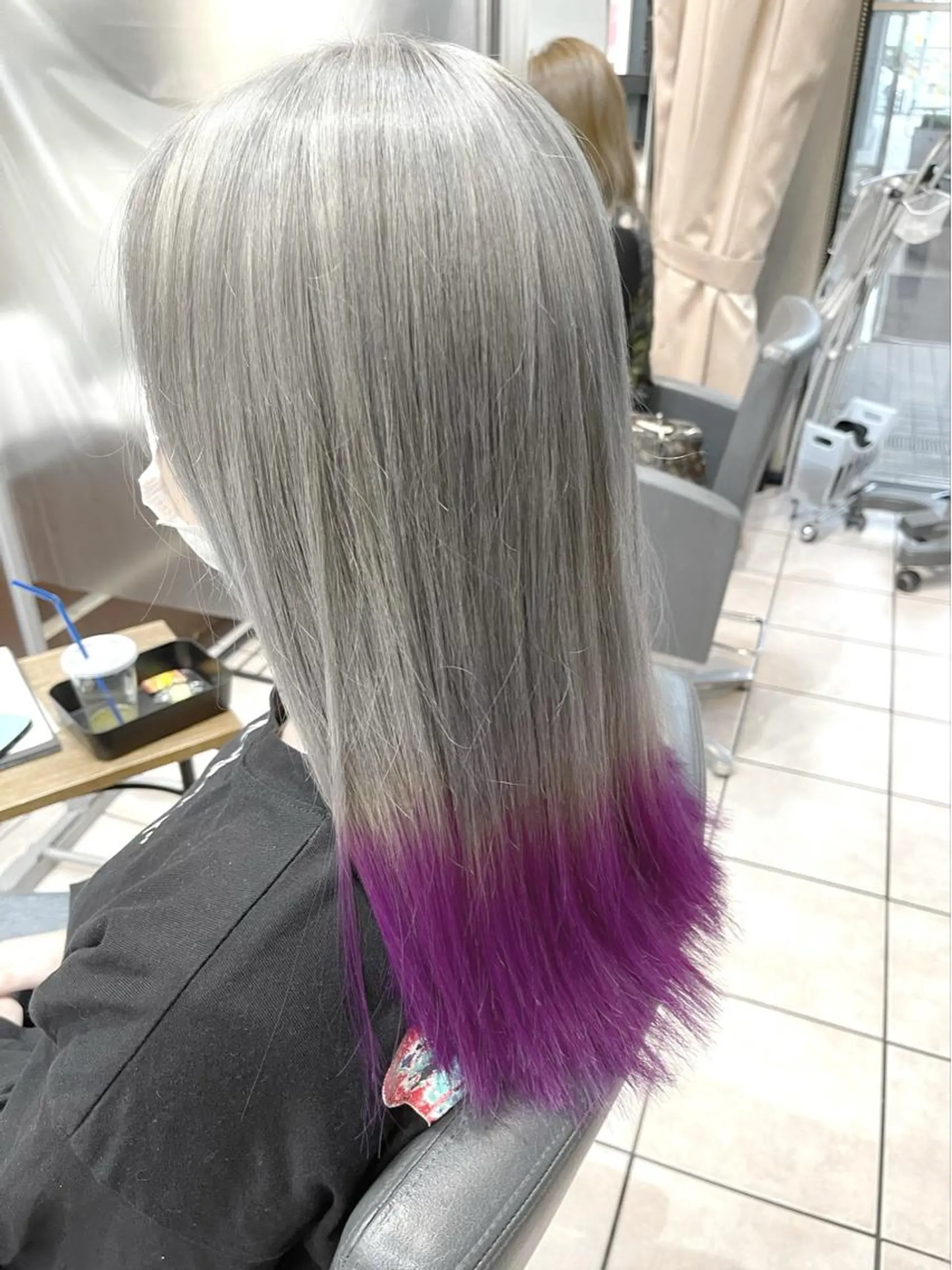 ロング カラー グラデーションカラー パープルカラー シルバー カット ヘアカラー トリートメント Zina天王寺 CHIAKIのヘアスタイル