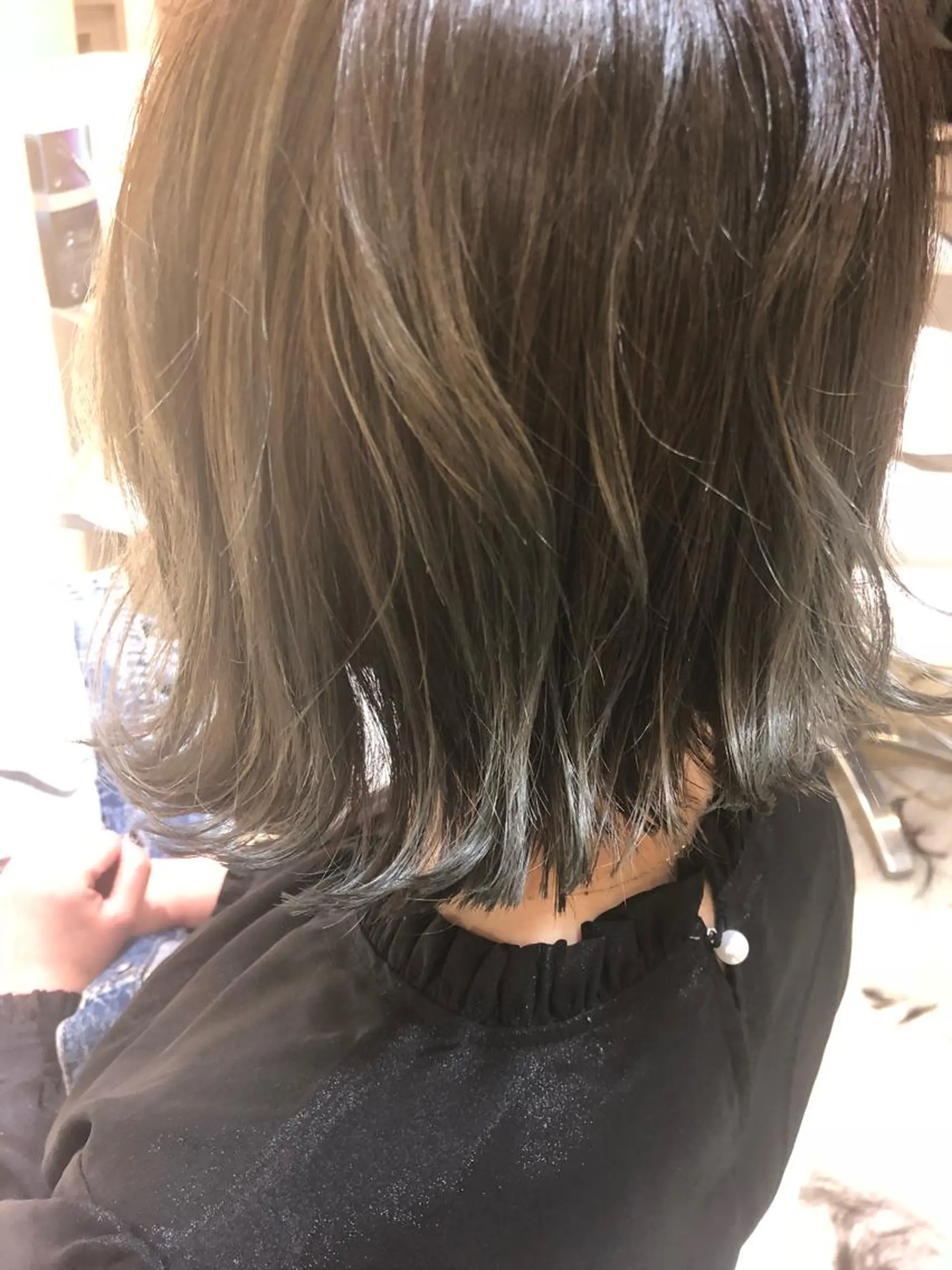 ミディアム 外ハネヘア トリートメント 松佐 ゆかりのヘアスタイル