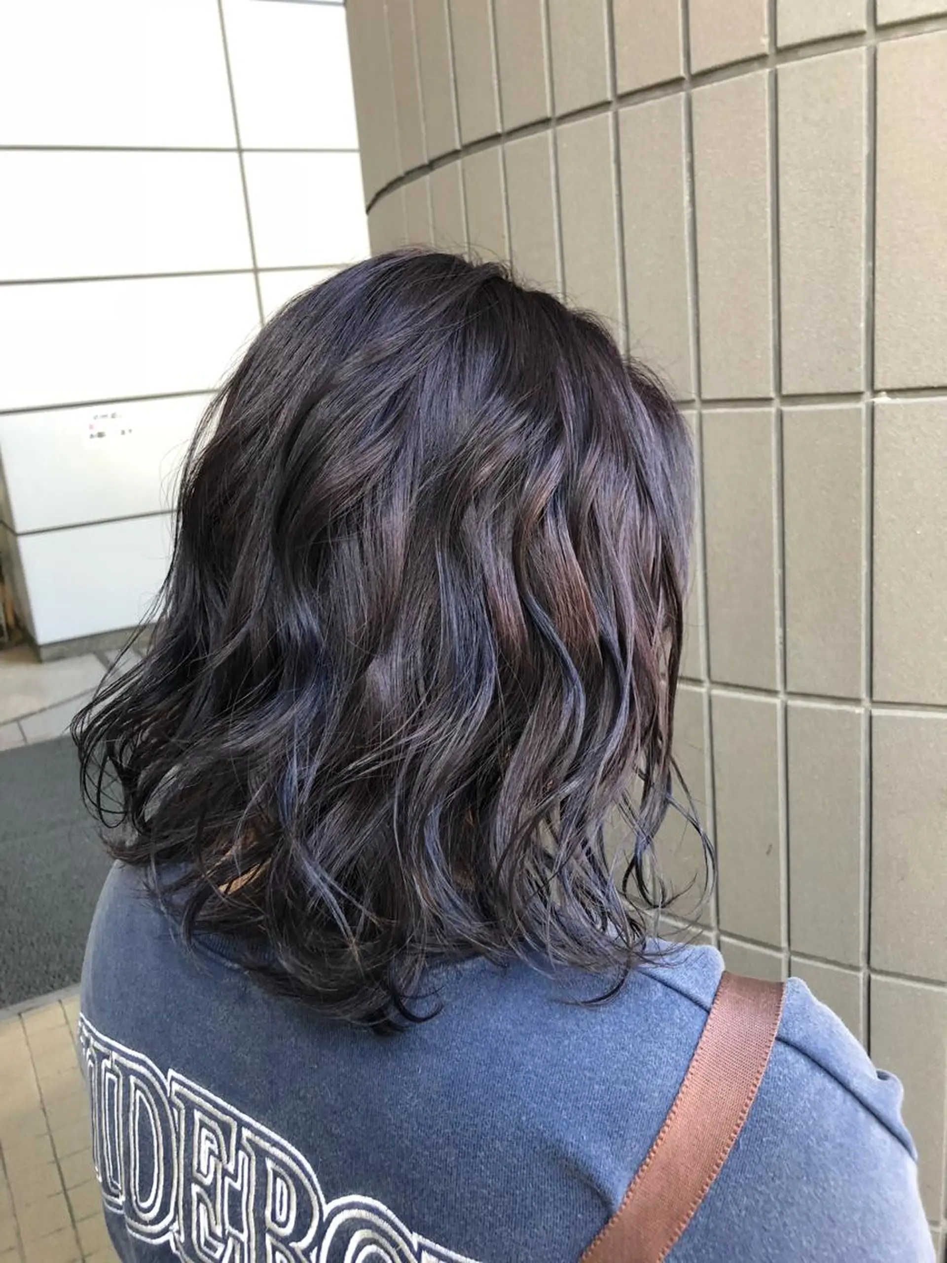 ミディアム カラー グレージュ バイオレットカラー バイオレットグレージュ カット ヘアカラー SHAFT Ieiriのヘアスタイル