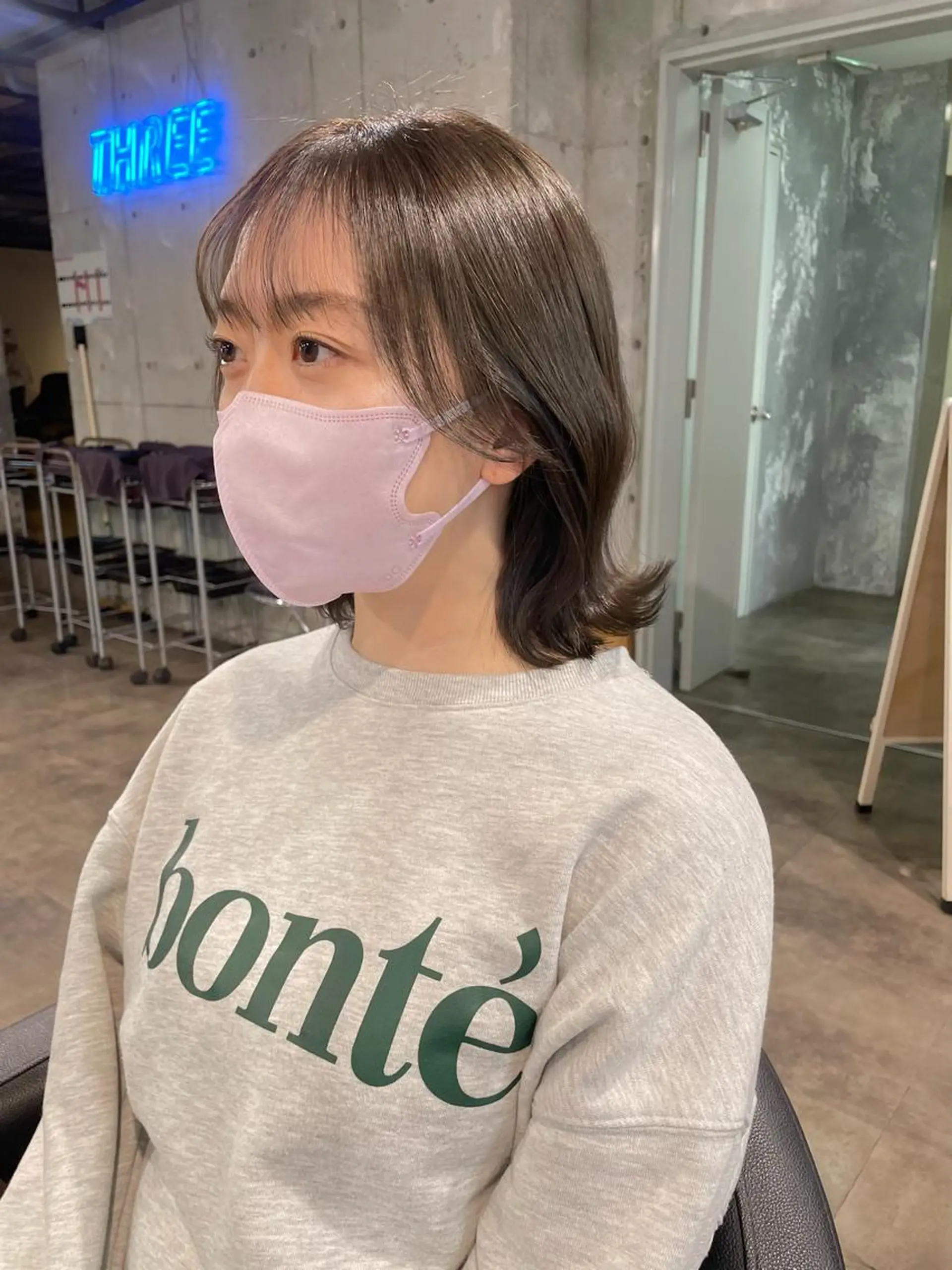 ショート カラー パーマ ヘアアレンジ メンズ キッズ ネイル マツエク・マツパ アイブロウ 透明感カラー・レイヤ ー🎀amika🎀のヘアスタイル