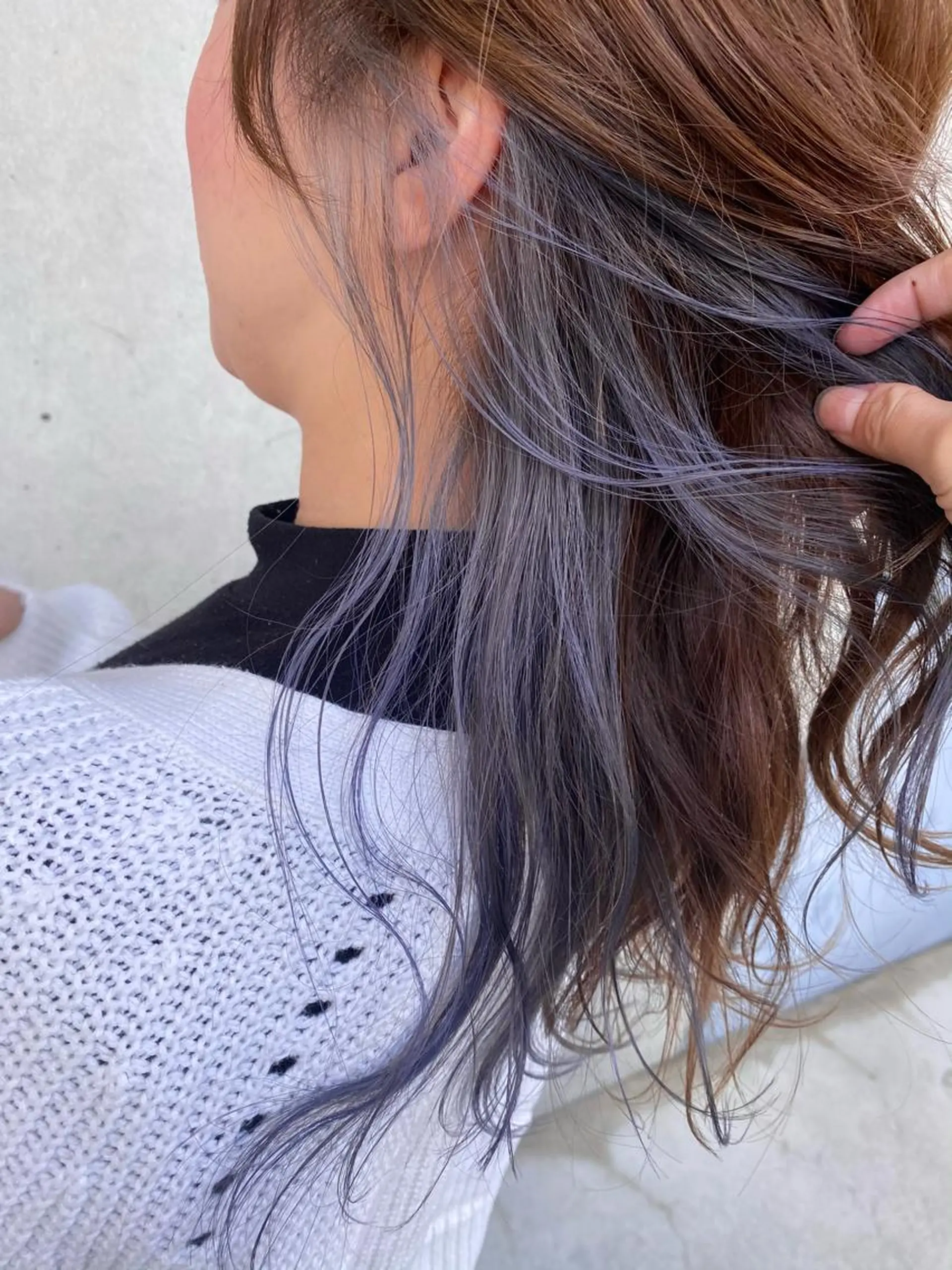 ロング カラー ブルーカラー ブルーバイオレット インナーカラー バイオレットカラー ヘアカラー 川越 輝梨奈のヘアスタイル