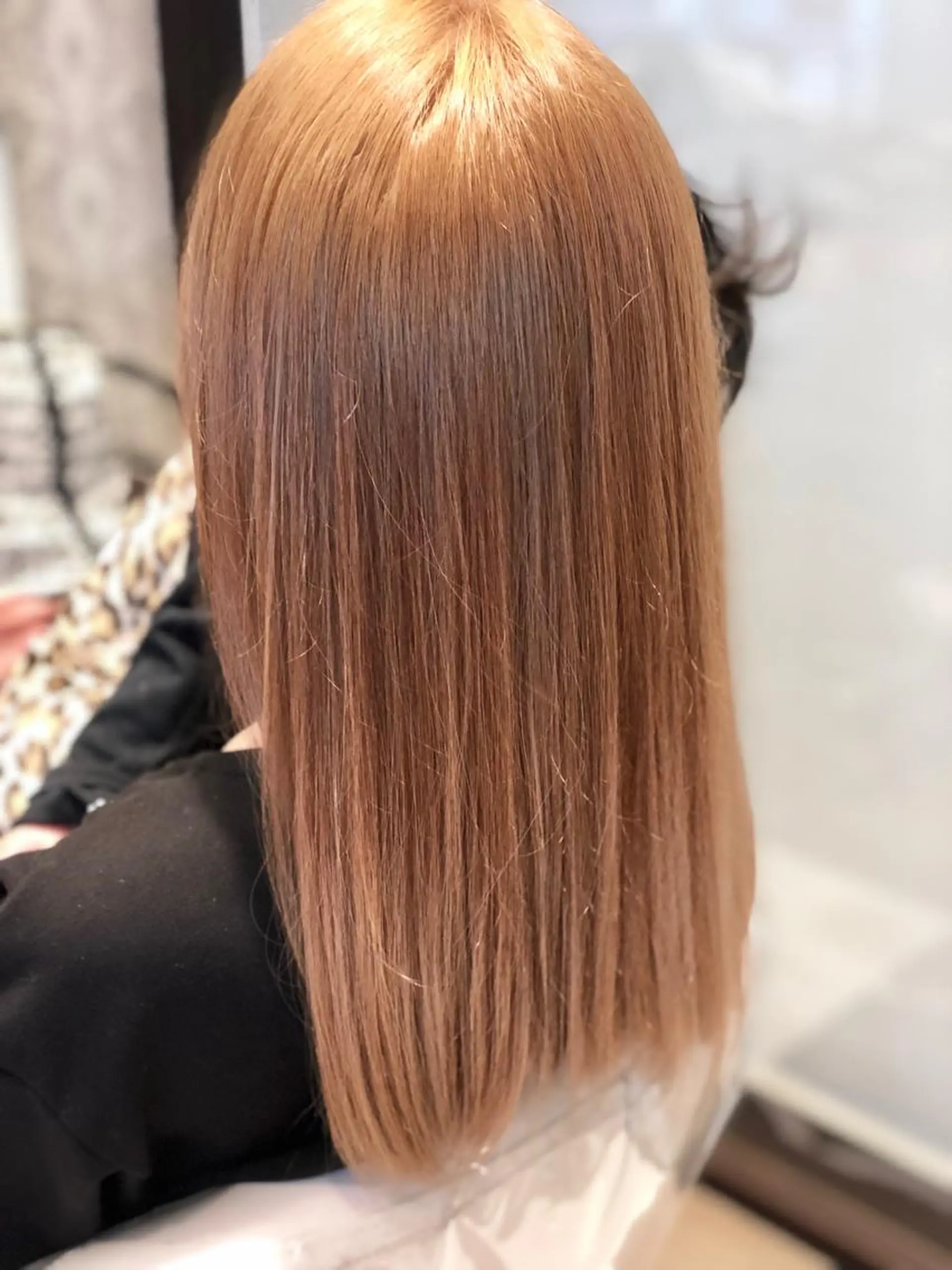 セミロング カラー ブリーチ ブラウンカラー グラデーションカラー ハイライトカラー ミルクティーブラウン アンドウ ユウ/ レイヤーカット/韓国のヘアスタイル