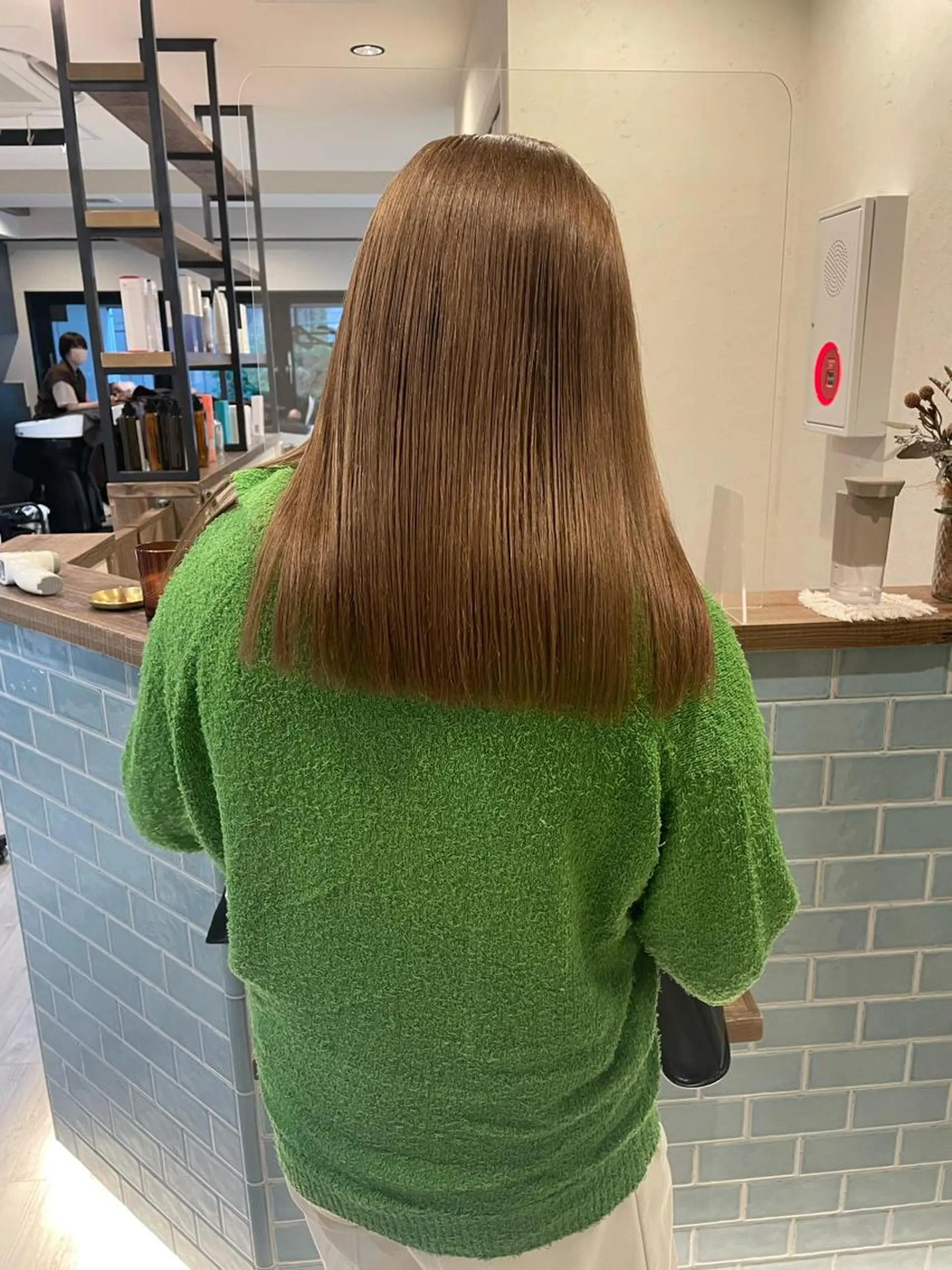 セミロング 渋谷 留菜のヘアスタイル