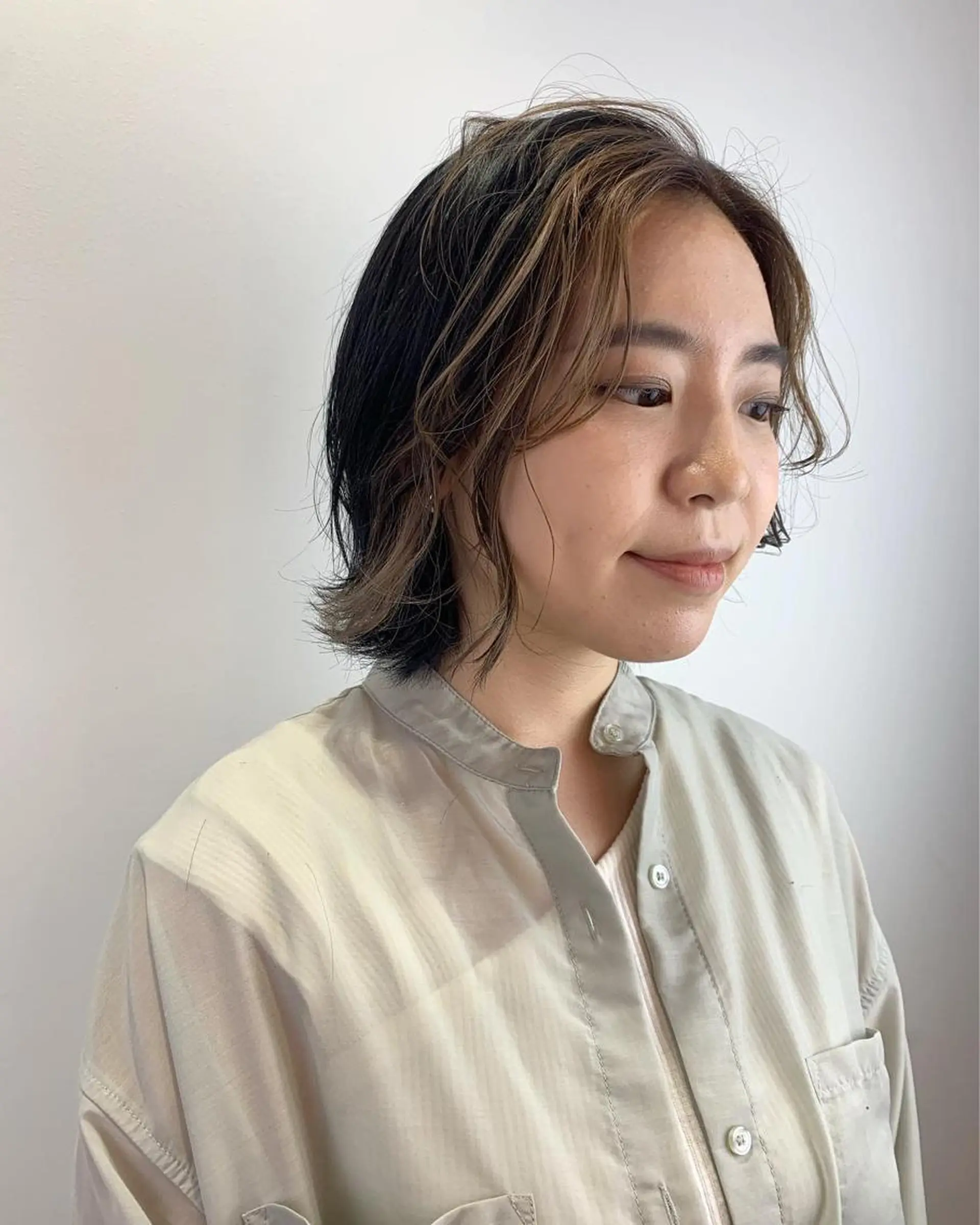 ショート カラー ミストバング  フェイスフレーミング SALOWIN神戸三宮店所属・【美髪を叶える】中谷 彰宏（アキ)のヘアスタイル