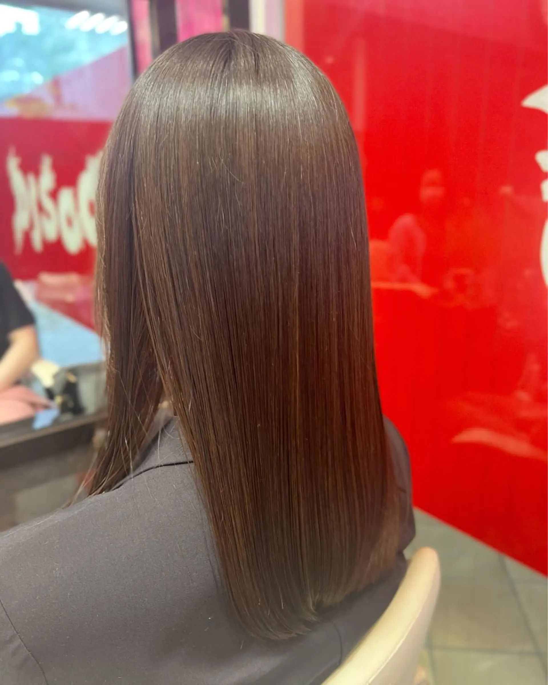 セミロング カラー トリートメント 藤川 瑛梨奈のマツエク・マツパデザイン