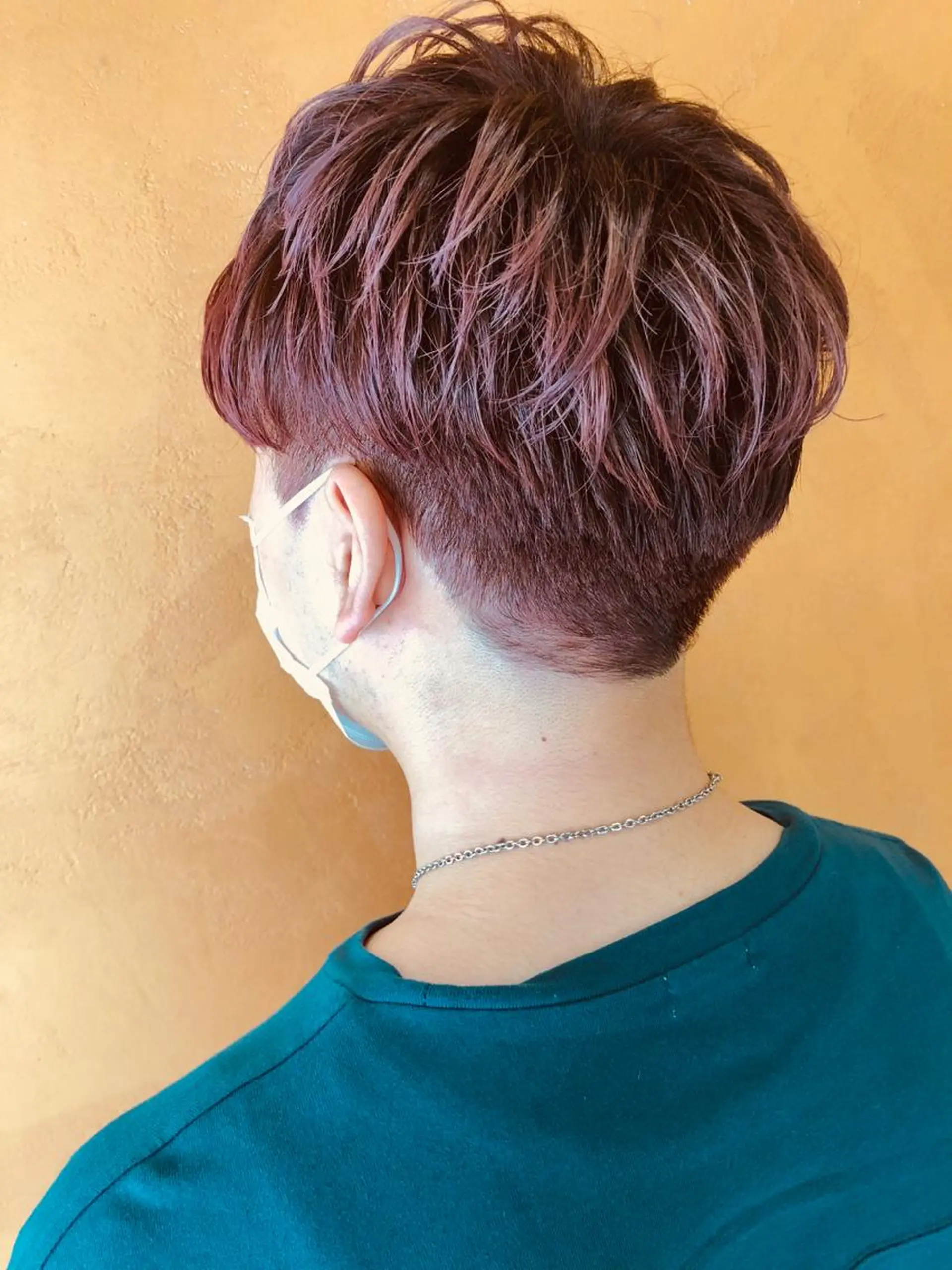 ショート カラー メンズ 西 めぐみのヘアスタイル