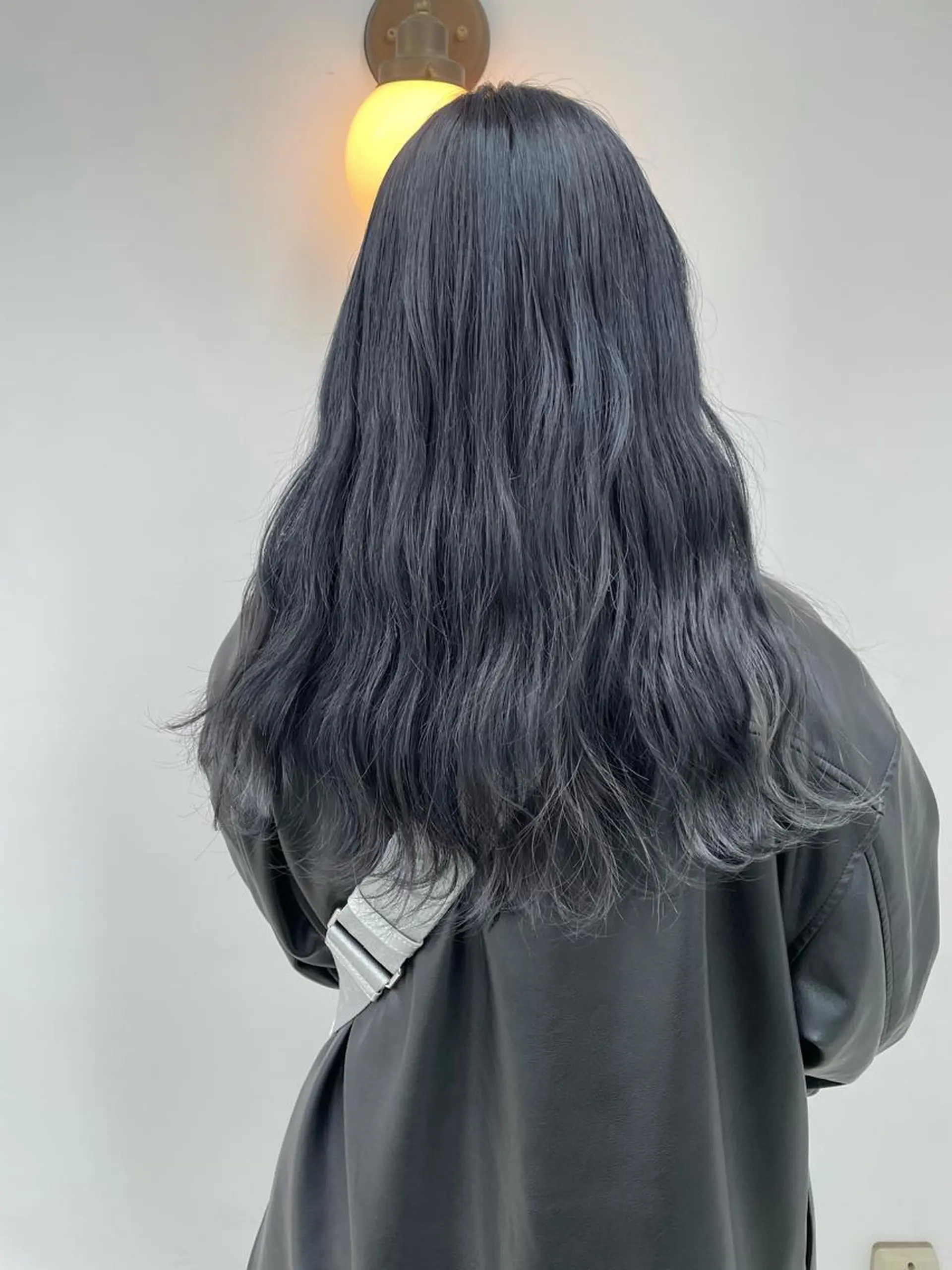 ロング カラー ブルーカラー ブルーグレー ヘアカラー 中目黒🌼 🌼ハナのヘアスタイル