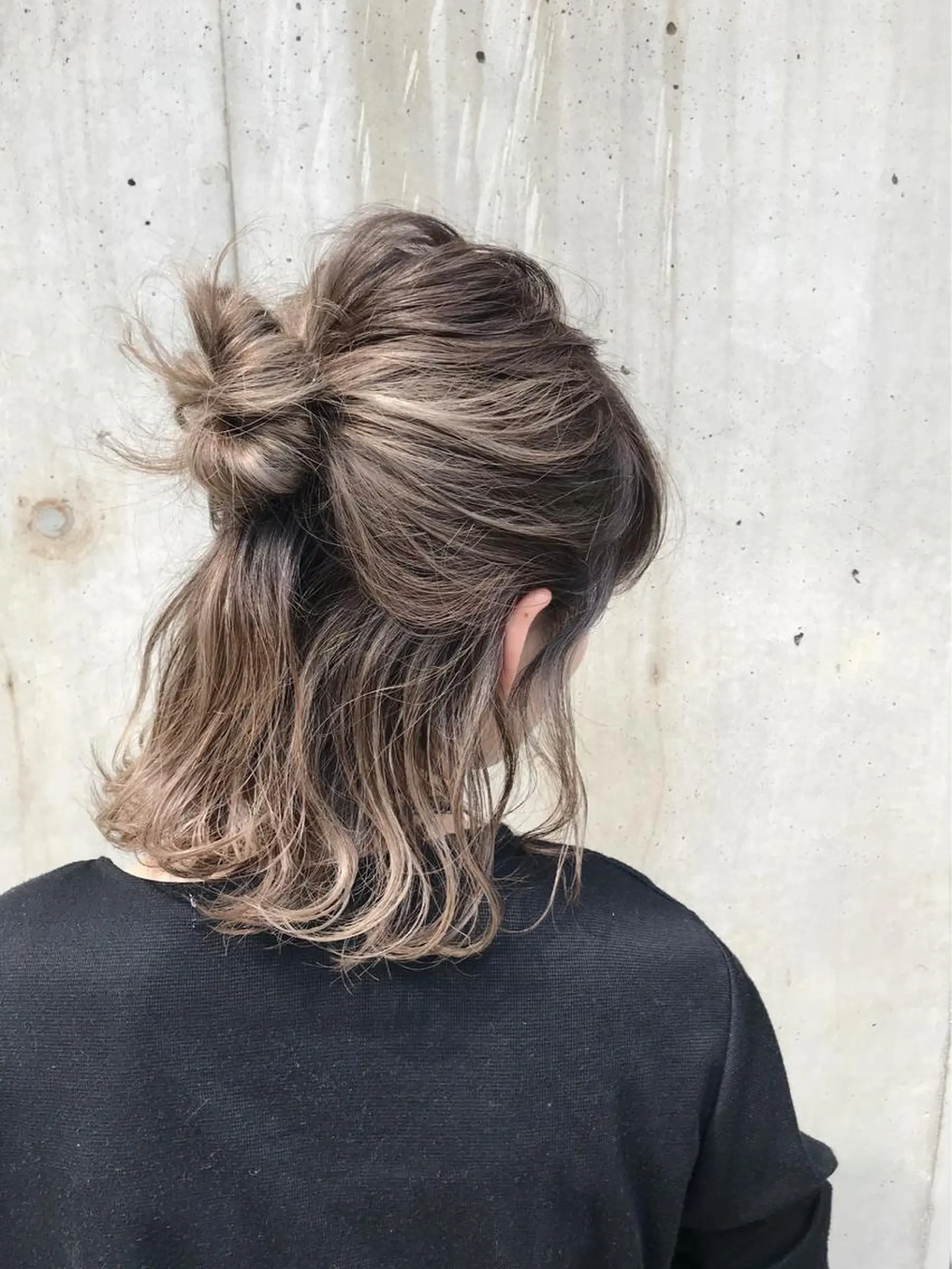 ショート カラー グレージュ ハイライトカラー ボブ ハイライト カット ヘアカラー ボブ・レイヤーカット 吉敷航一のヘアスタイル