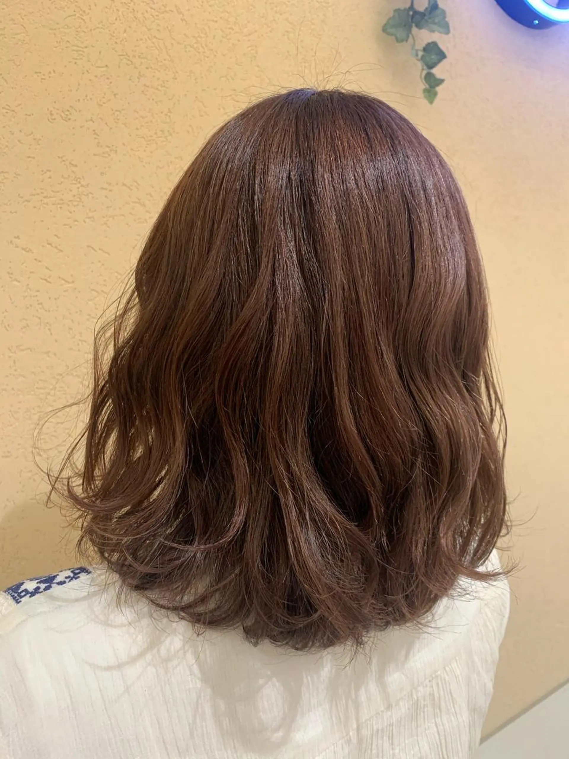 ミディアム カラー パーマ シャドールーツ美容師 篠原康太のヘアスタイル