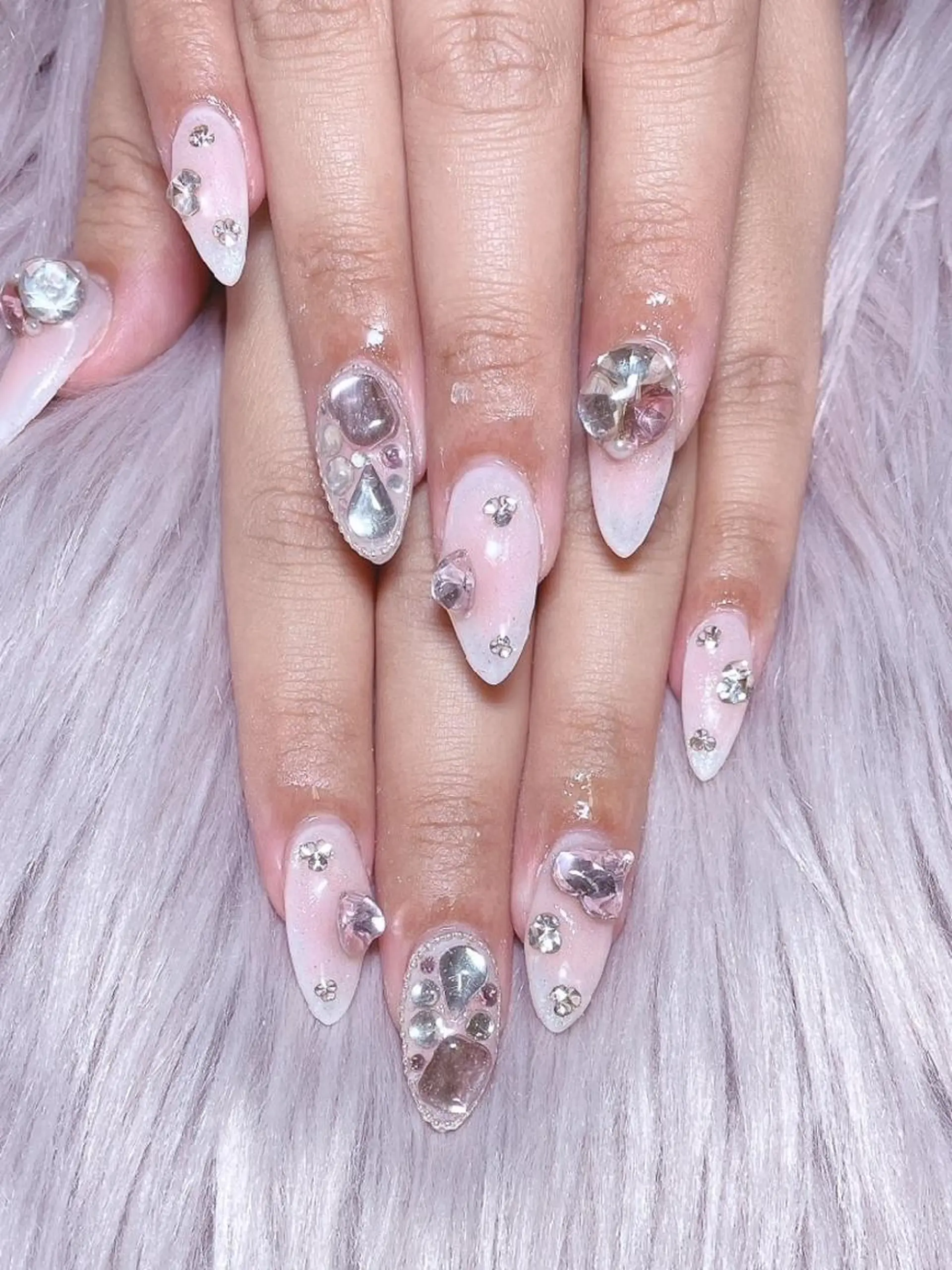 ネイル 稲垣 江梨花のネイルデザイン