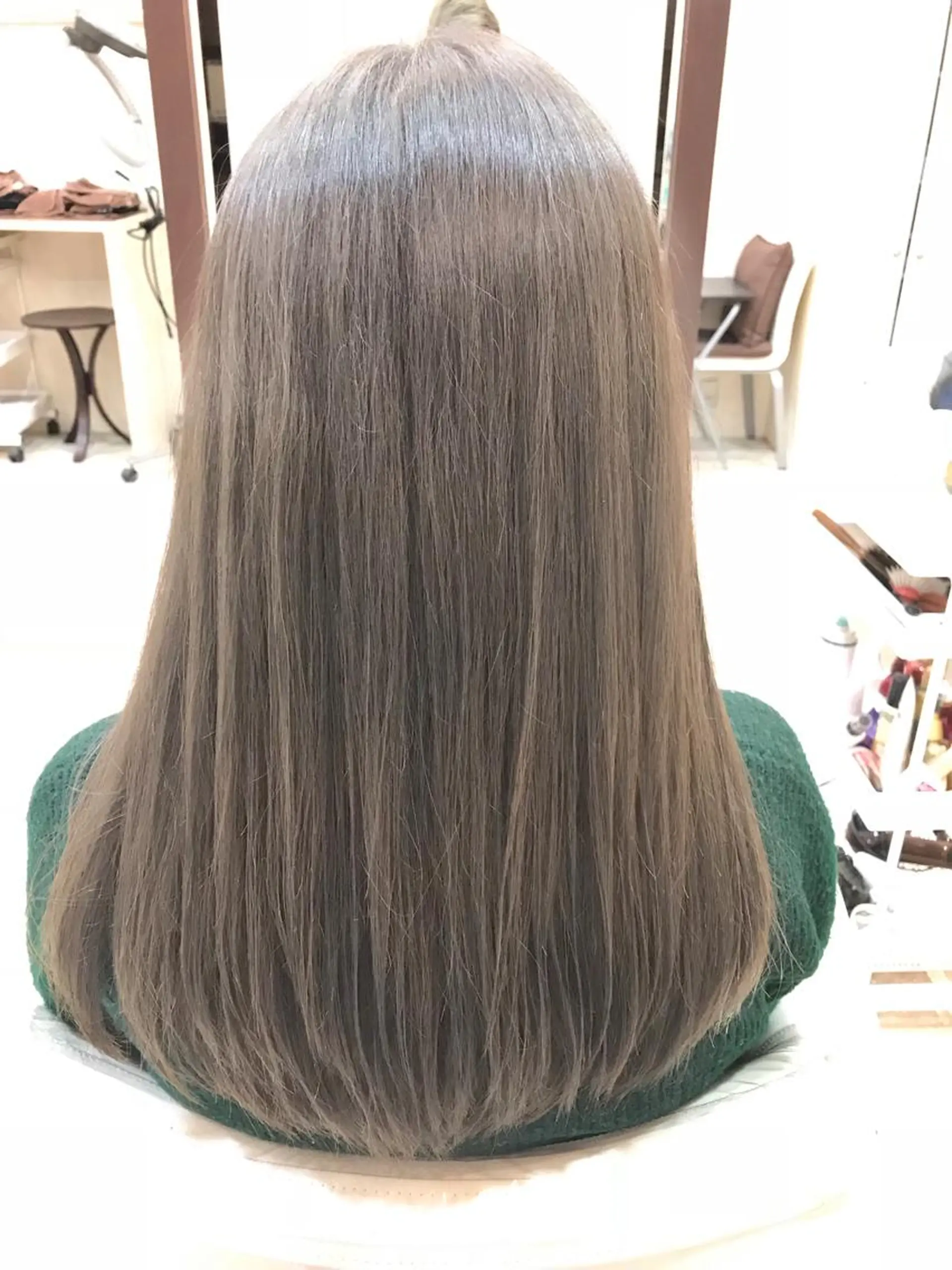 ミディアム カラー 島袋 ナオユキのヘアスタイル