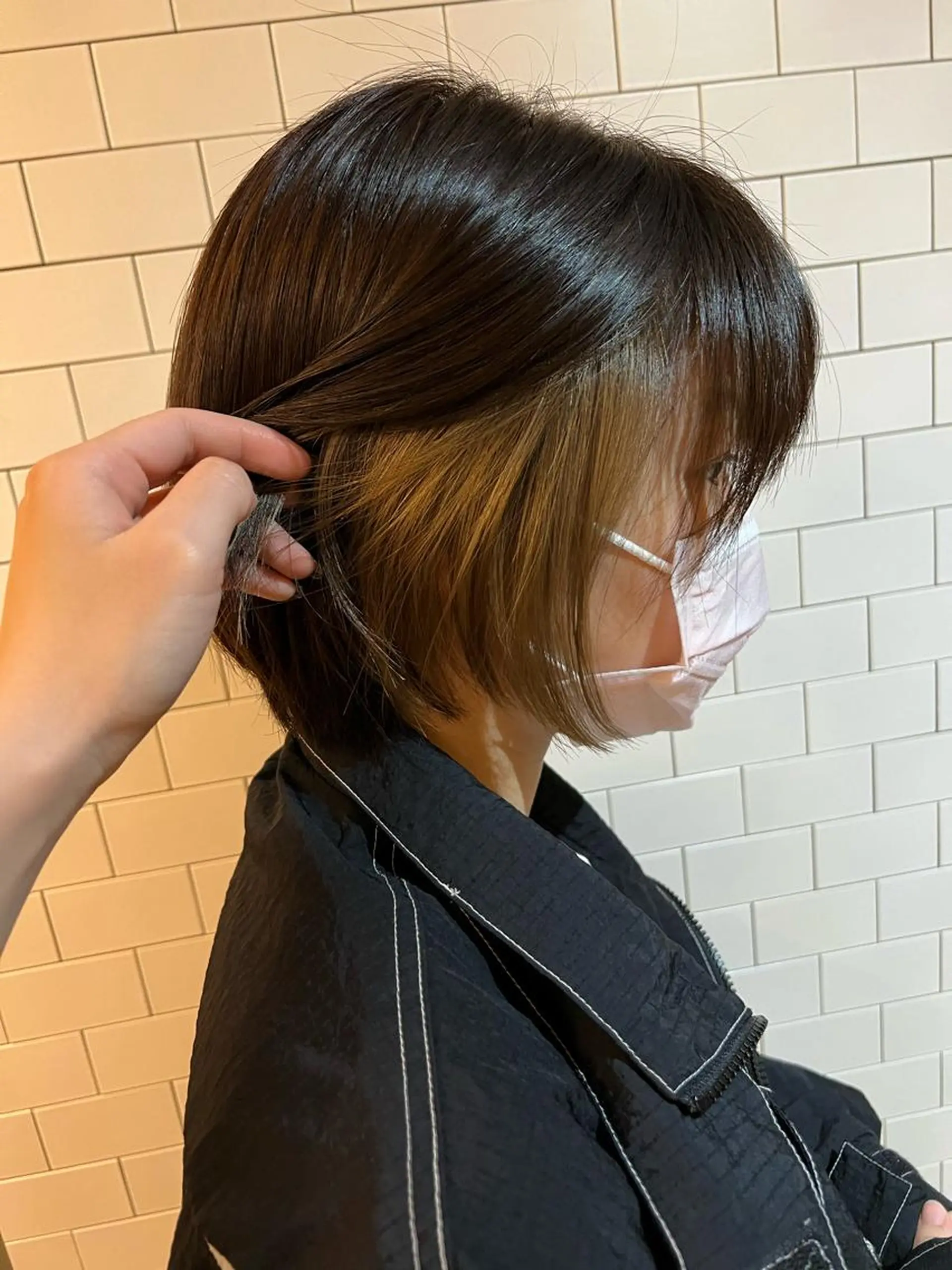 ショート カラー カット 縮毛矯正 トリートメント ぱつボブ/ ショート/YUKIのヘアスタイル