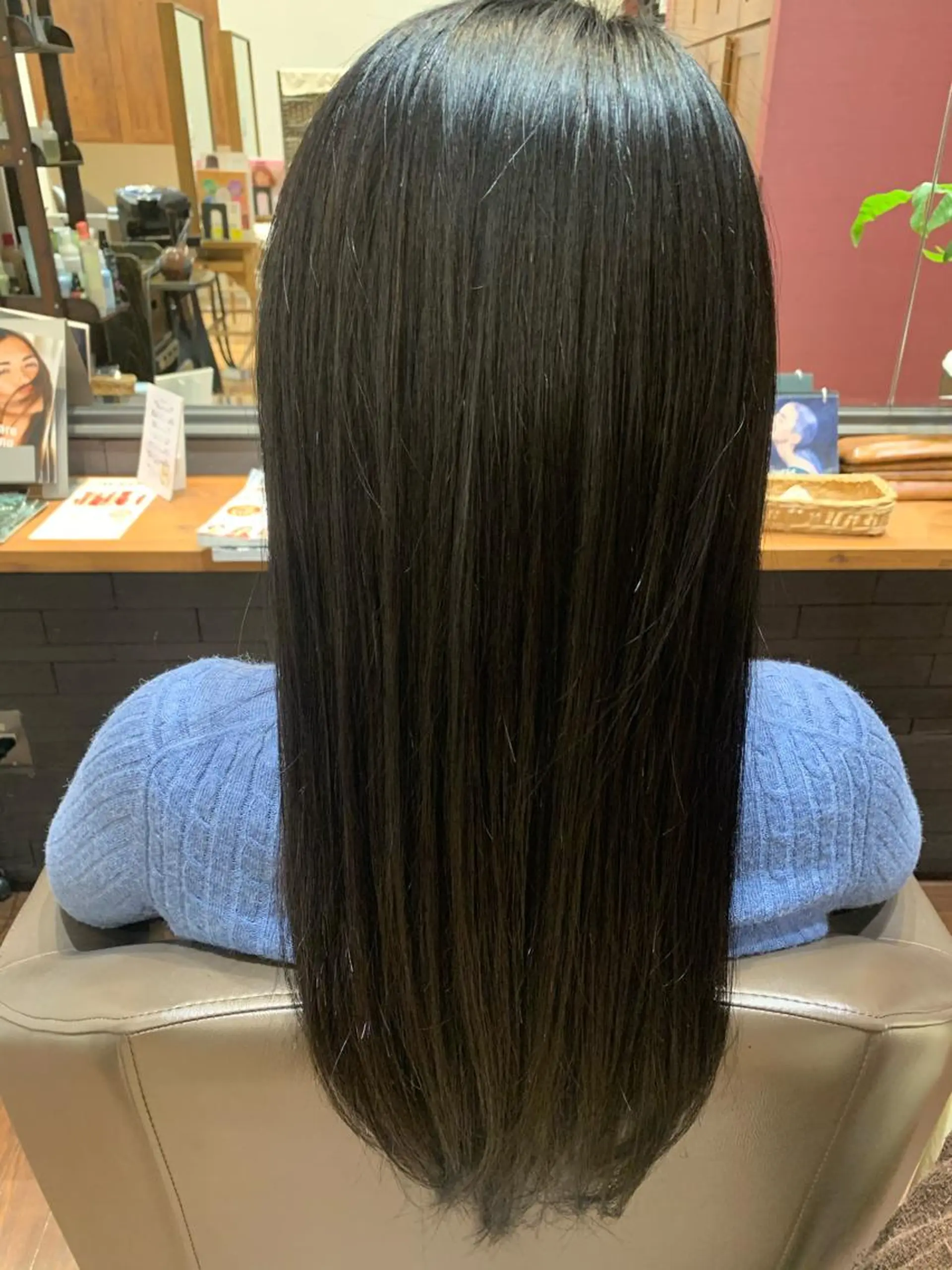 ロング カラー ブラウンカラー ナチュラルブラウン 🎀ツヤ暖色カラー 🎀大塚ナオミのヘアスタイル