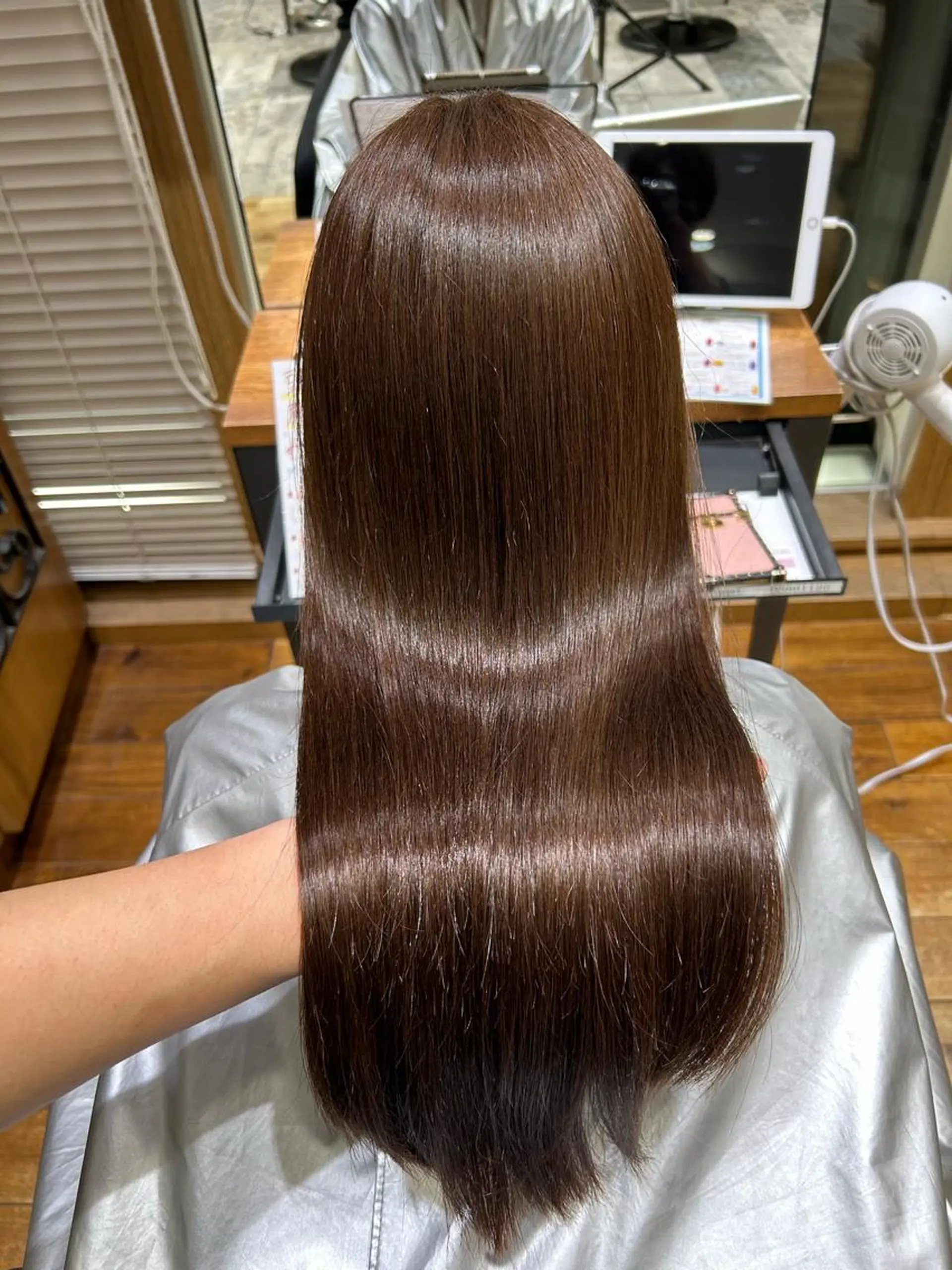 ロング カラー パーマ バレイヤージュ ブリーチ ケアブリーチ ダブルカラー ハイライトカラー カット ヘアカラー 縮毛矯正 トリートメント 新宿✨顔周りカット 韓国ヘア/坂本亜裟海のヘアスタイル