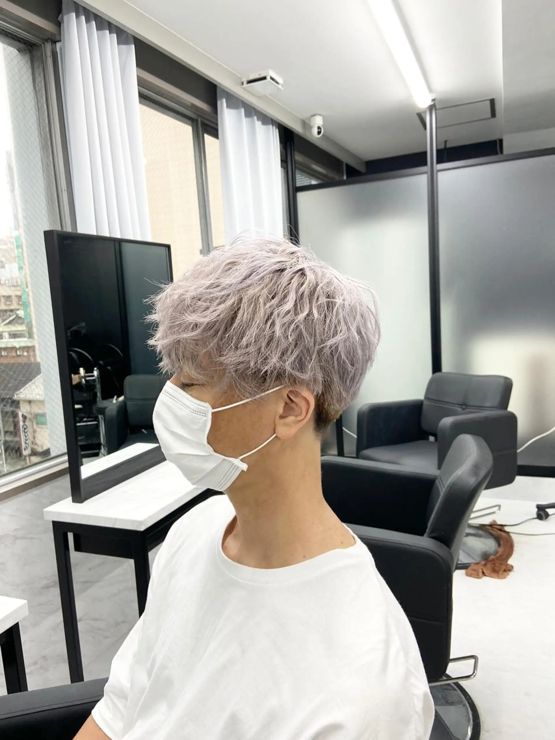 ショート カラー メンズ メンズハイトーン ハイトーンカラー ヘアカラー トリートメント ミルボンAujua認定サロン Ria  OSAKA 梅田所属・メンズ特化 Ryuのヘアスタイル