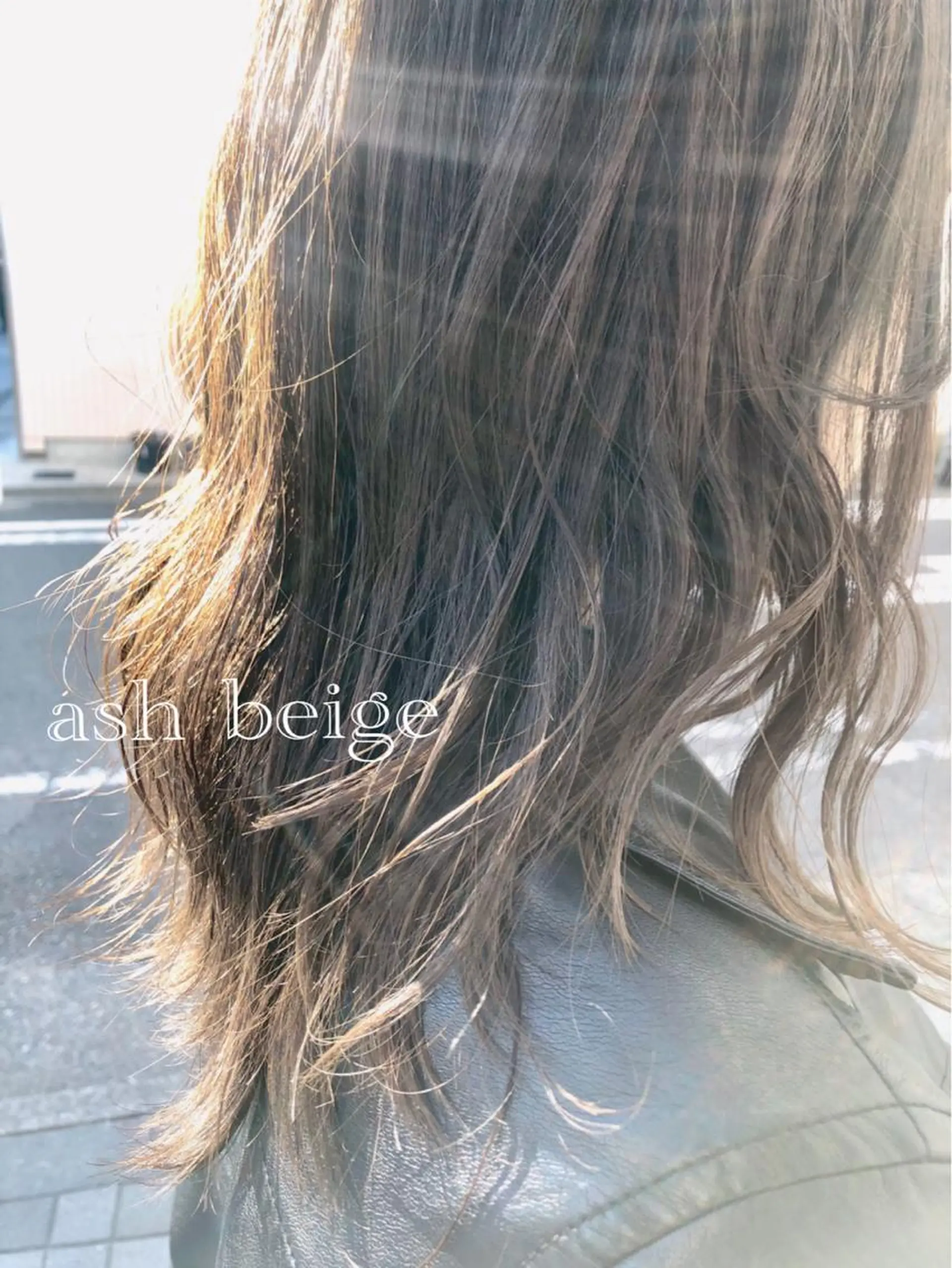 セミロング うる艶レイヤーカット hinakoのヘアスタイル