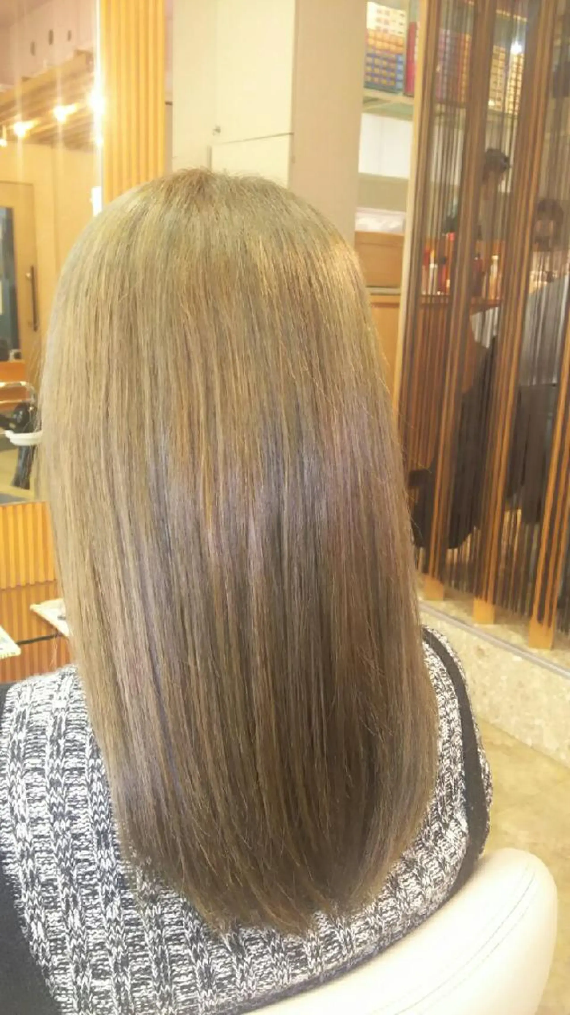 カラー セミロング グレージュ オレンジ トリートメント 脇田 雄大のヘアスタイル