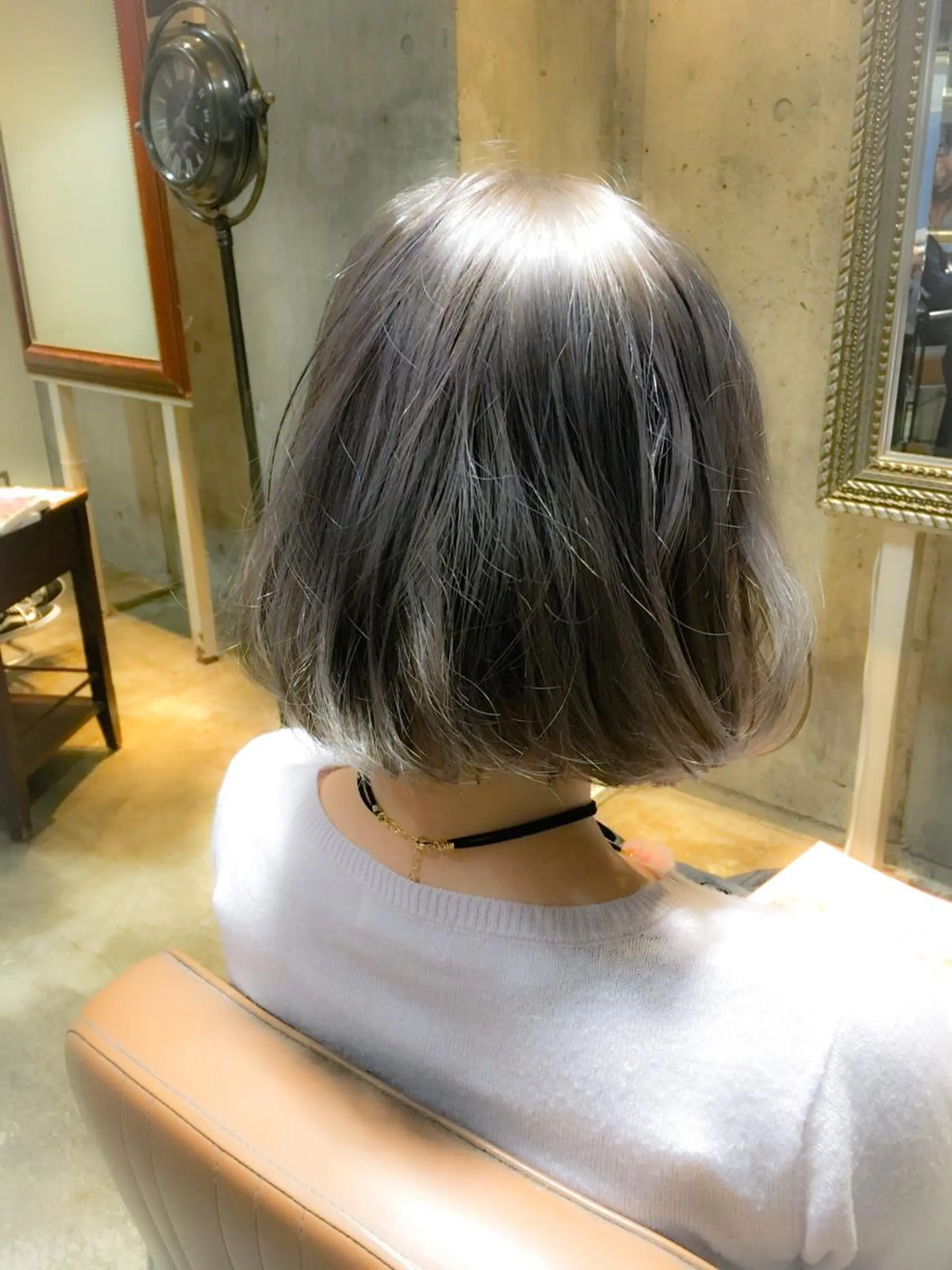 ショート カラー アッシュ アッシュグレー 北條 優輝のヘアスタイル