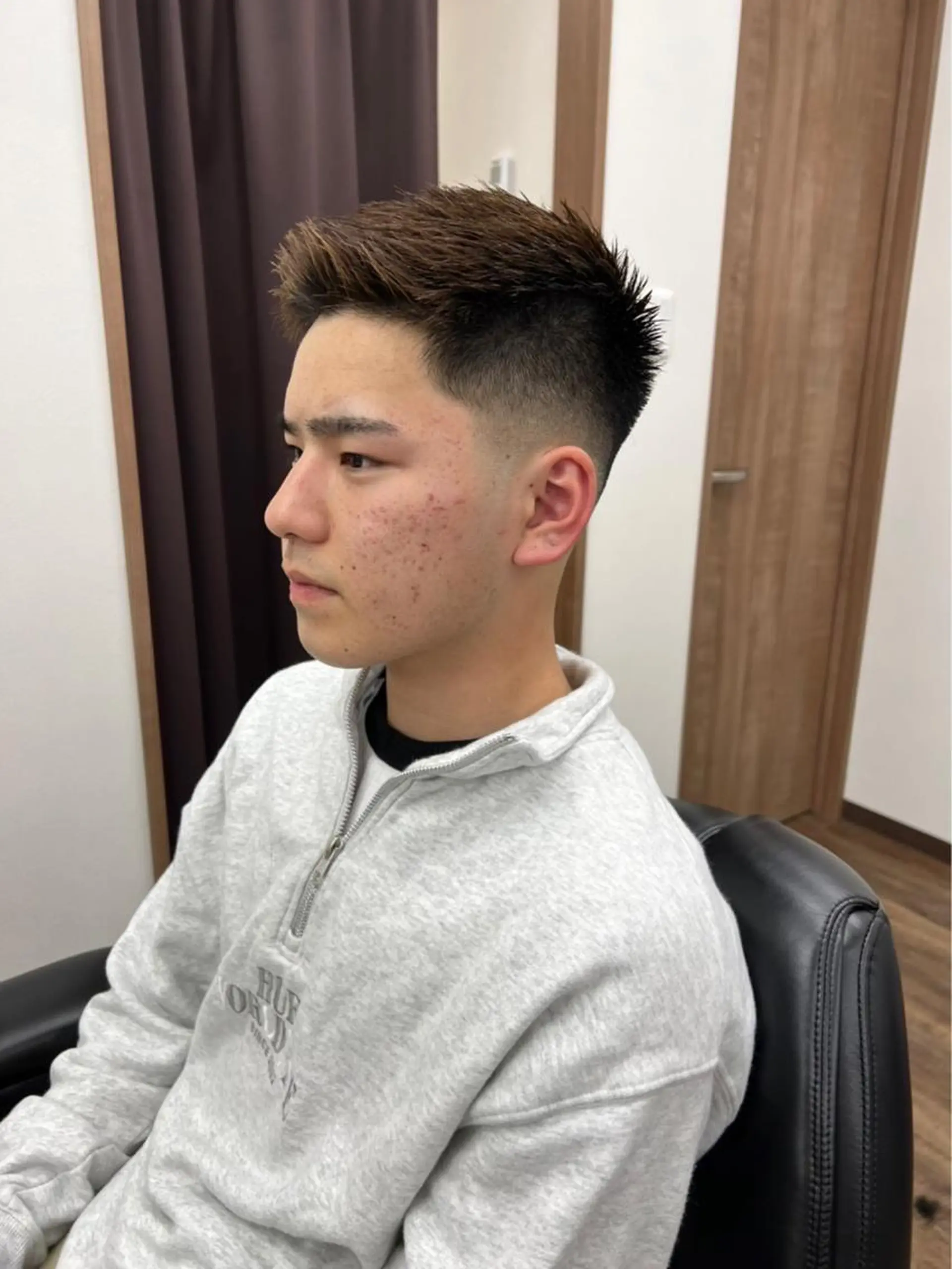 ショート カット DAN BRISE BARBER所属・馬上 拓海のヘアスタイル