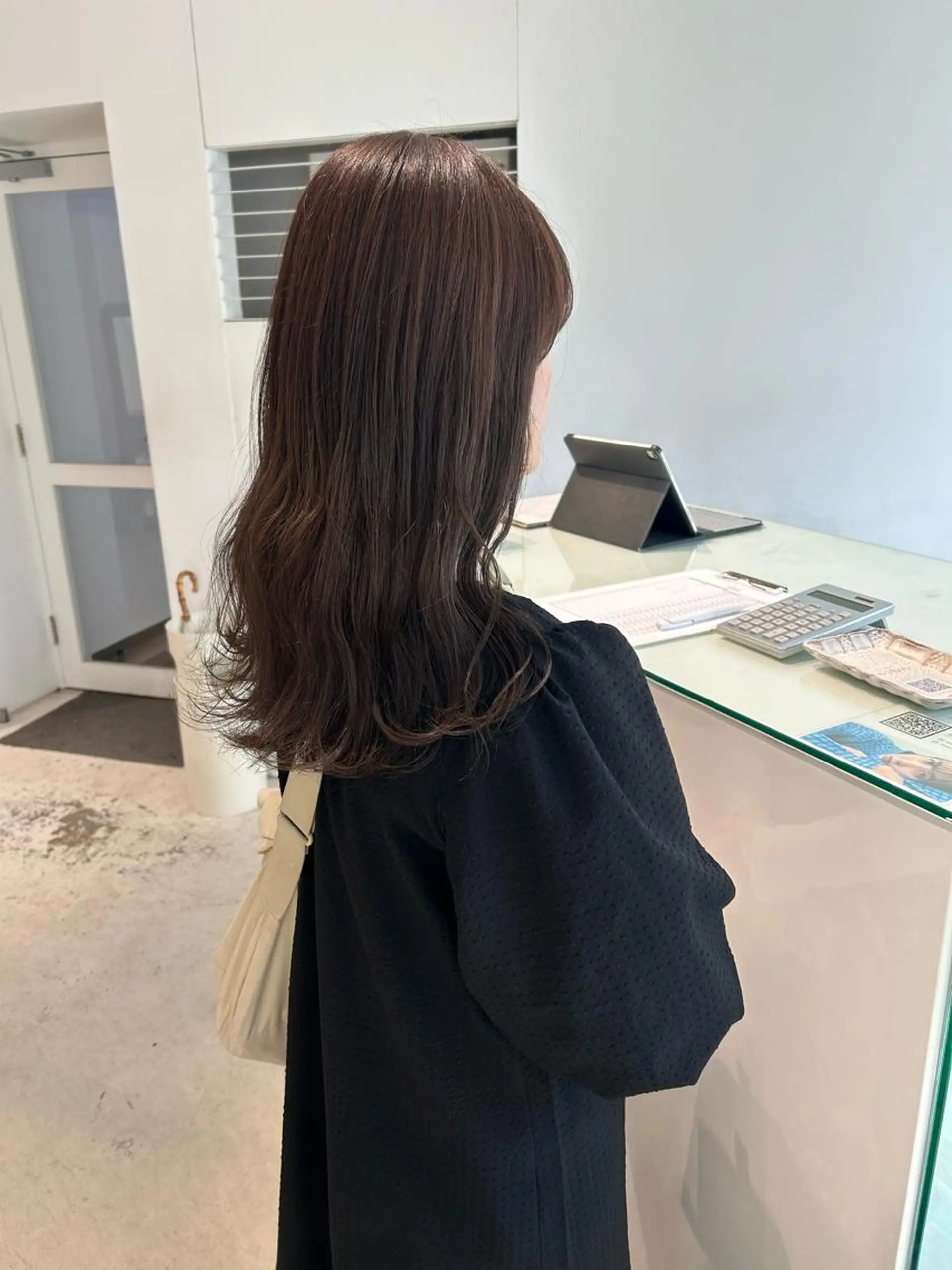 セミロング カラー グレージュ ラベンダーカラー ラベンダーグレージュ ラベンダーグレー カット ヘアカラー トリートメント 透明感カラー🫧 nanohaのヘアスタイル