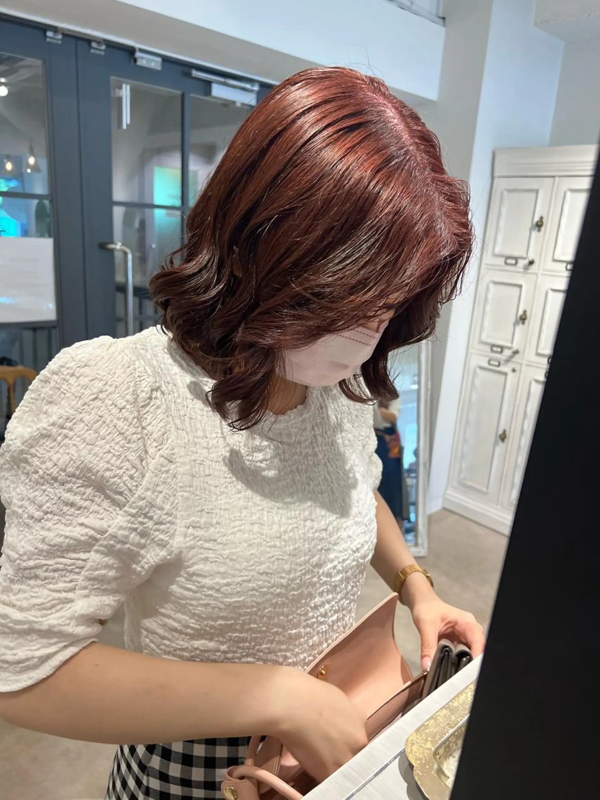 ミディアム カラー ミカ/名駅/レイヤー /ブリーチなしカラーのヘアスタイル