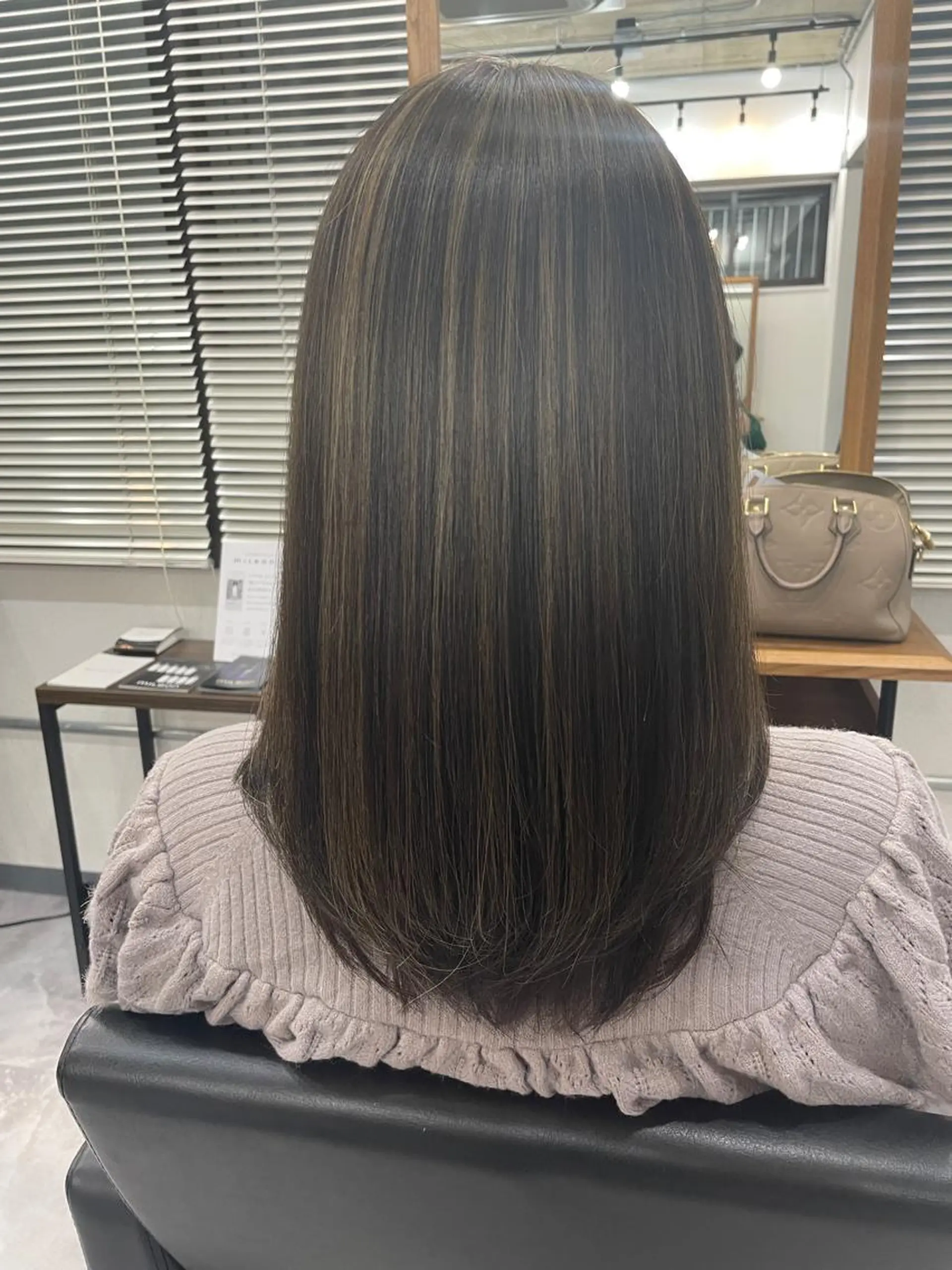 セミロング ヘアカラー OGAWA HIROKIのヘアスタイル