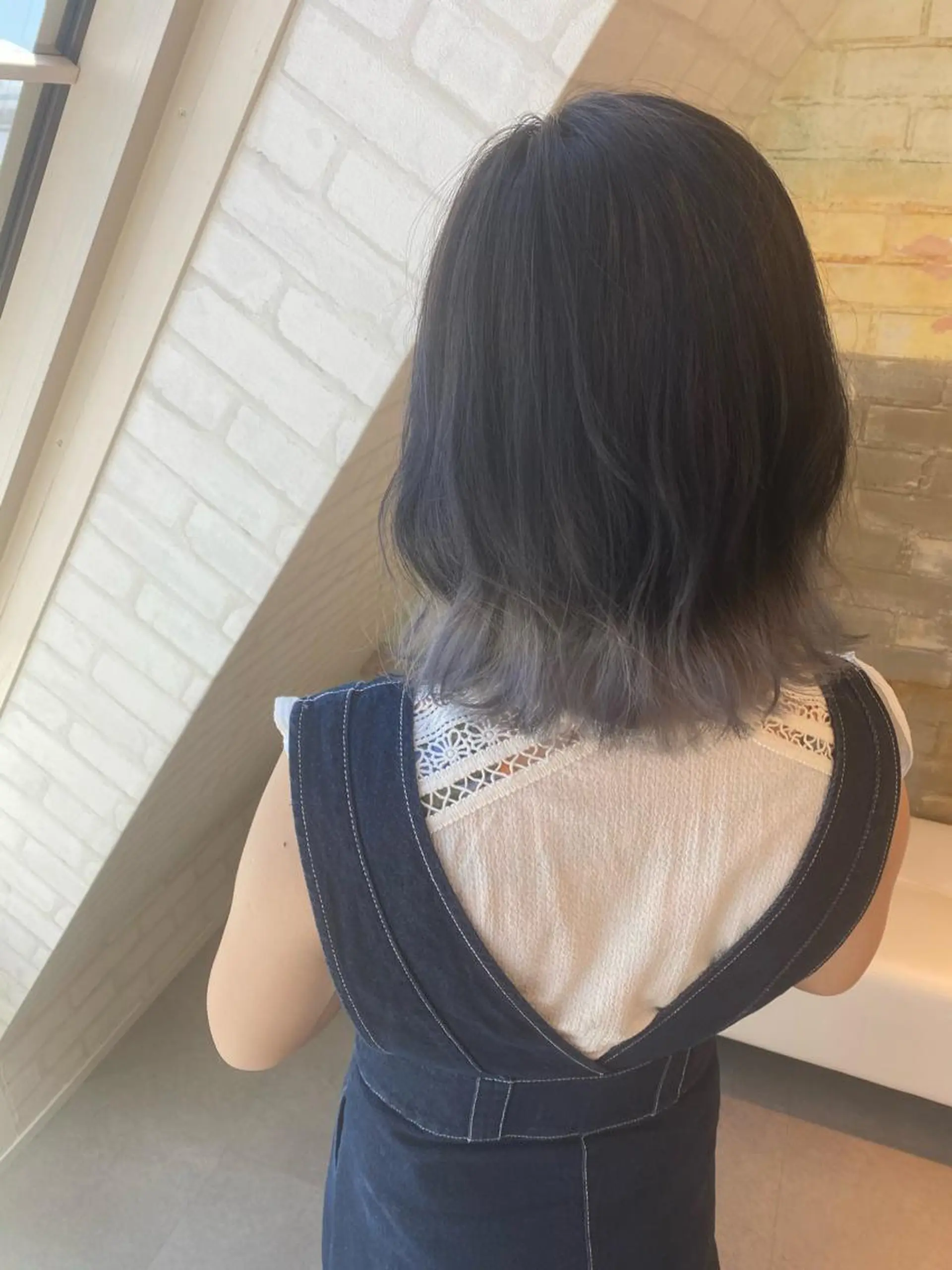 ミディアム カラー YUNA ユウナのヘアスタイル