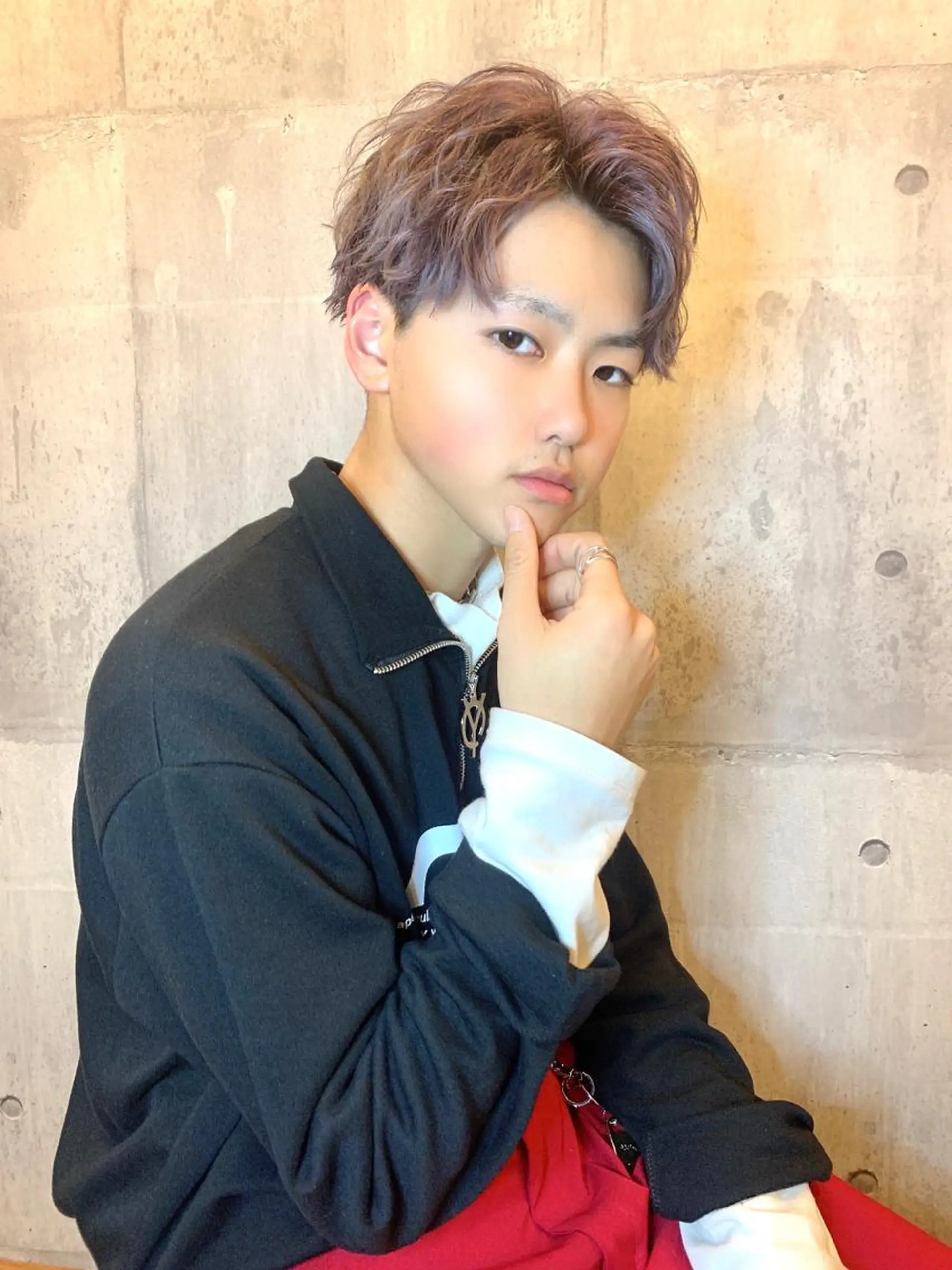 ショート カラー パーマ ダブルカラー ラベンダーカラー ラベンダーグレー メンズ特化👨 細谷碧海のヘアスタイル