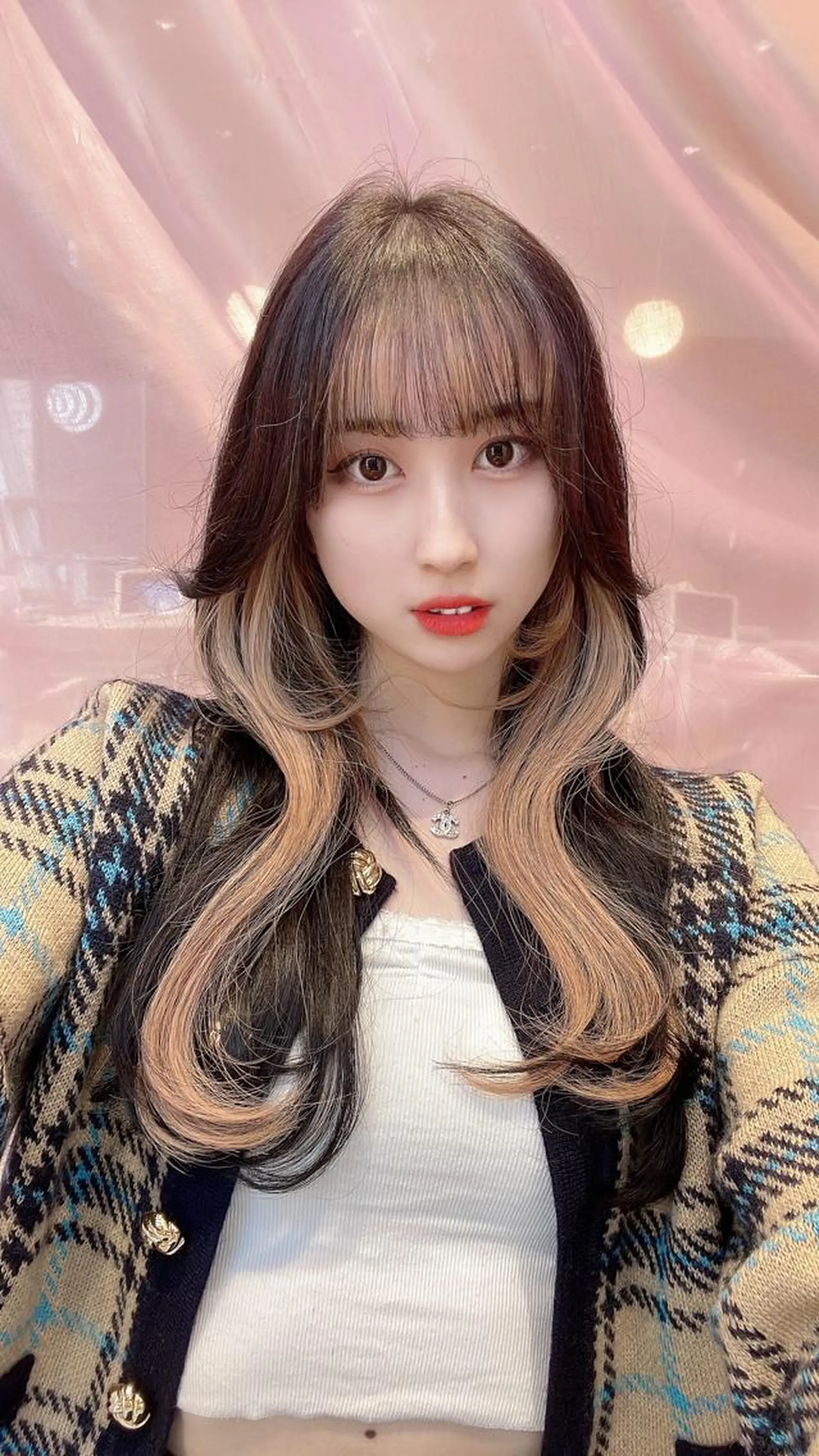 ロング カラー アディクシーカラー ベージュカラー 透明感カラー イヤリングカラー グレージュ カット ヘアカラー トリートメント 顔周り特化/韓国ヘア /レイヤー/吉野幸大のヘアスタイル