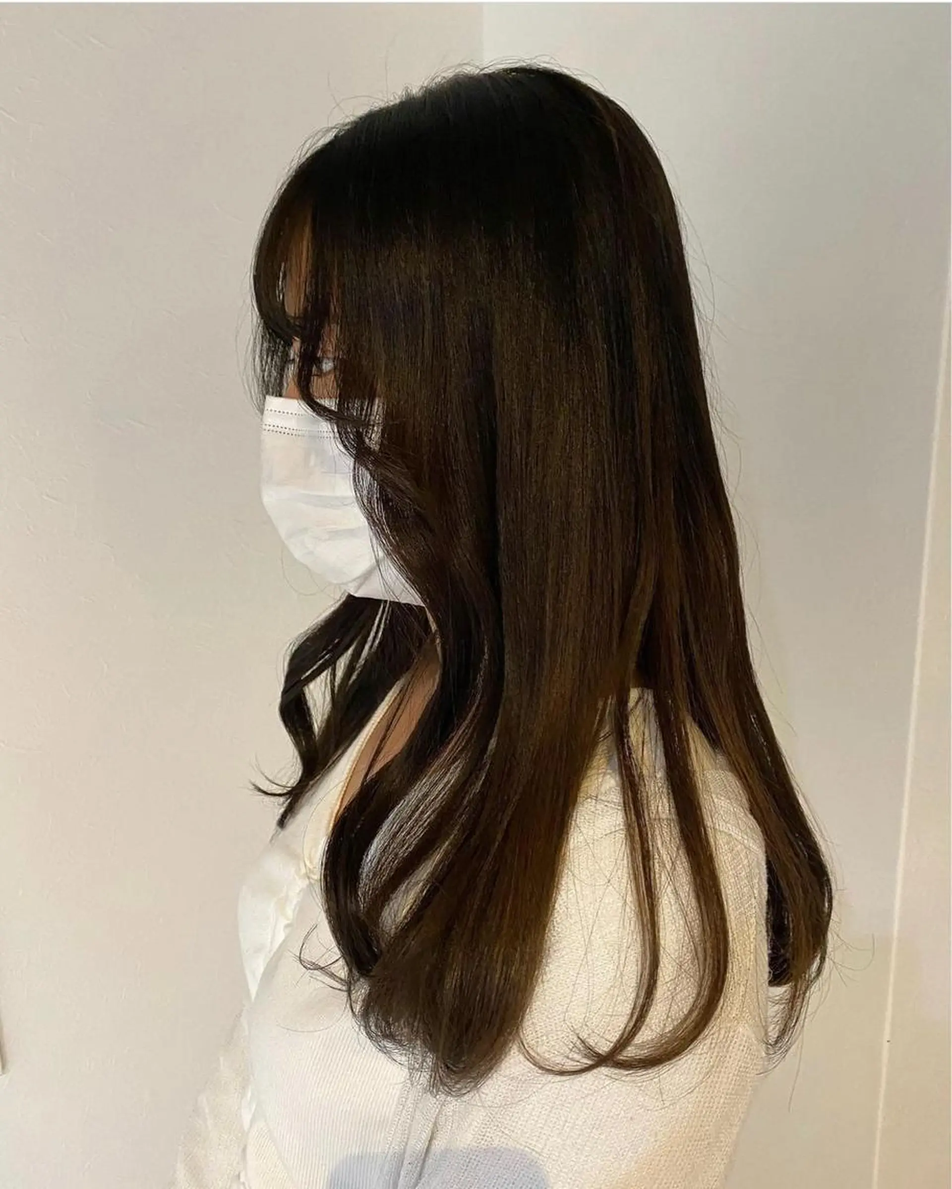 セミロング カラー annuy🪐 HINAのヘアスタイル