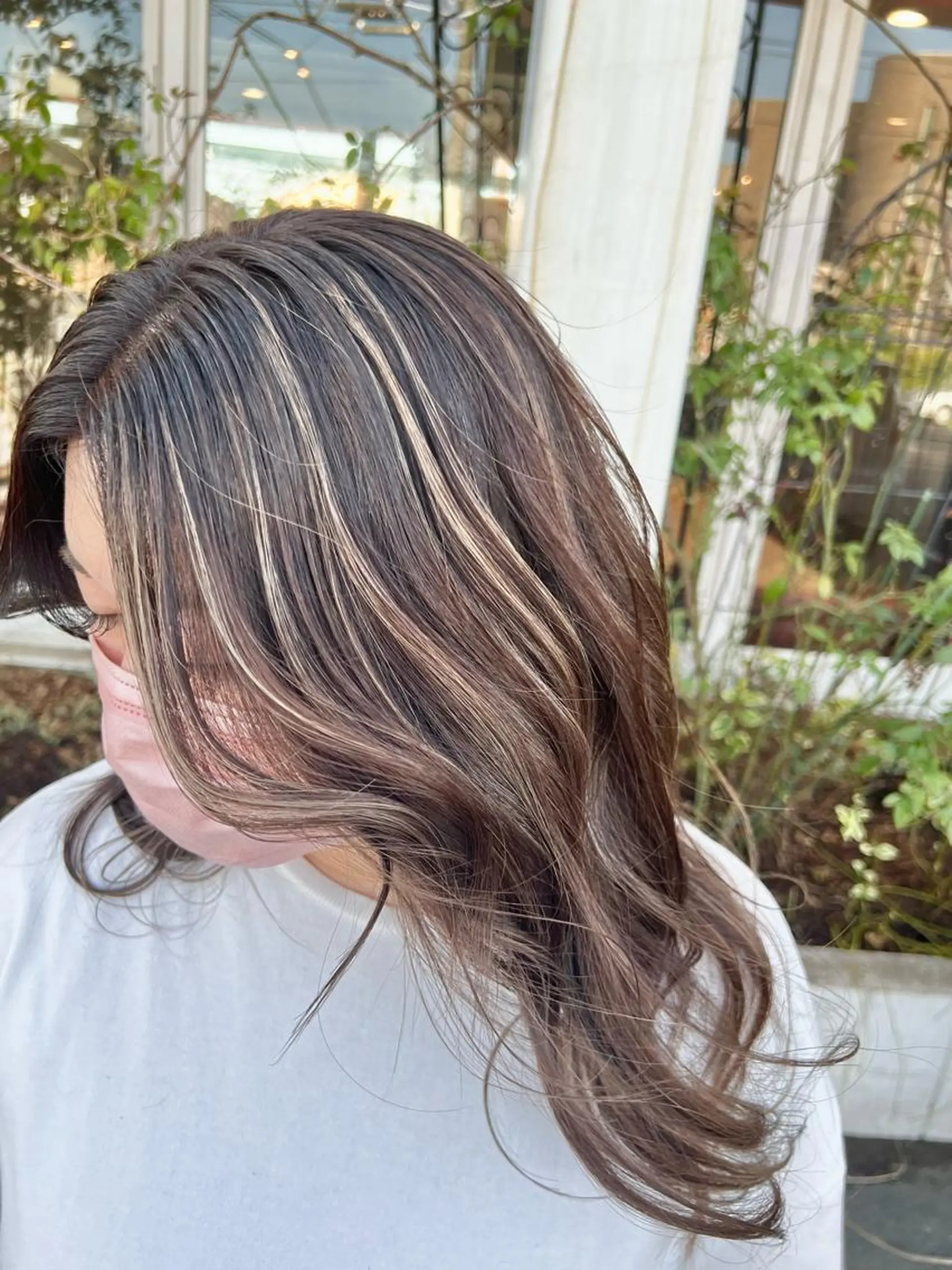 ロング ハイライト ヘアカラー トリートメント 下條 真のヘアスタイル