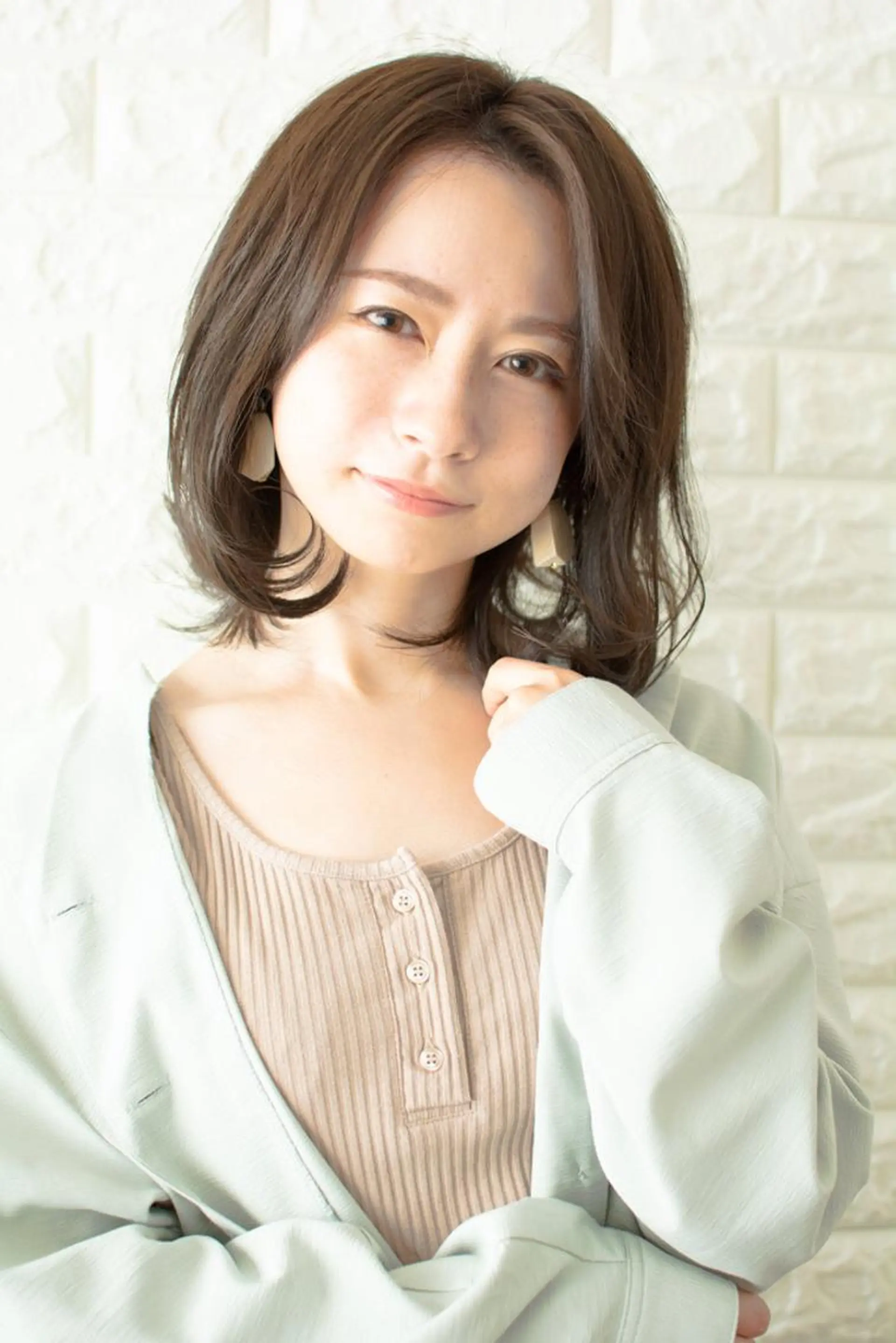 ミディアム カラー ショートボブ ベージュカラー ブルーカラー ブルージュ グレージュ カット ヘアカラー トリートメント 斉藤 正敏のその他イメージ