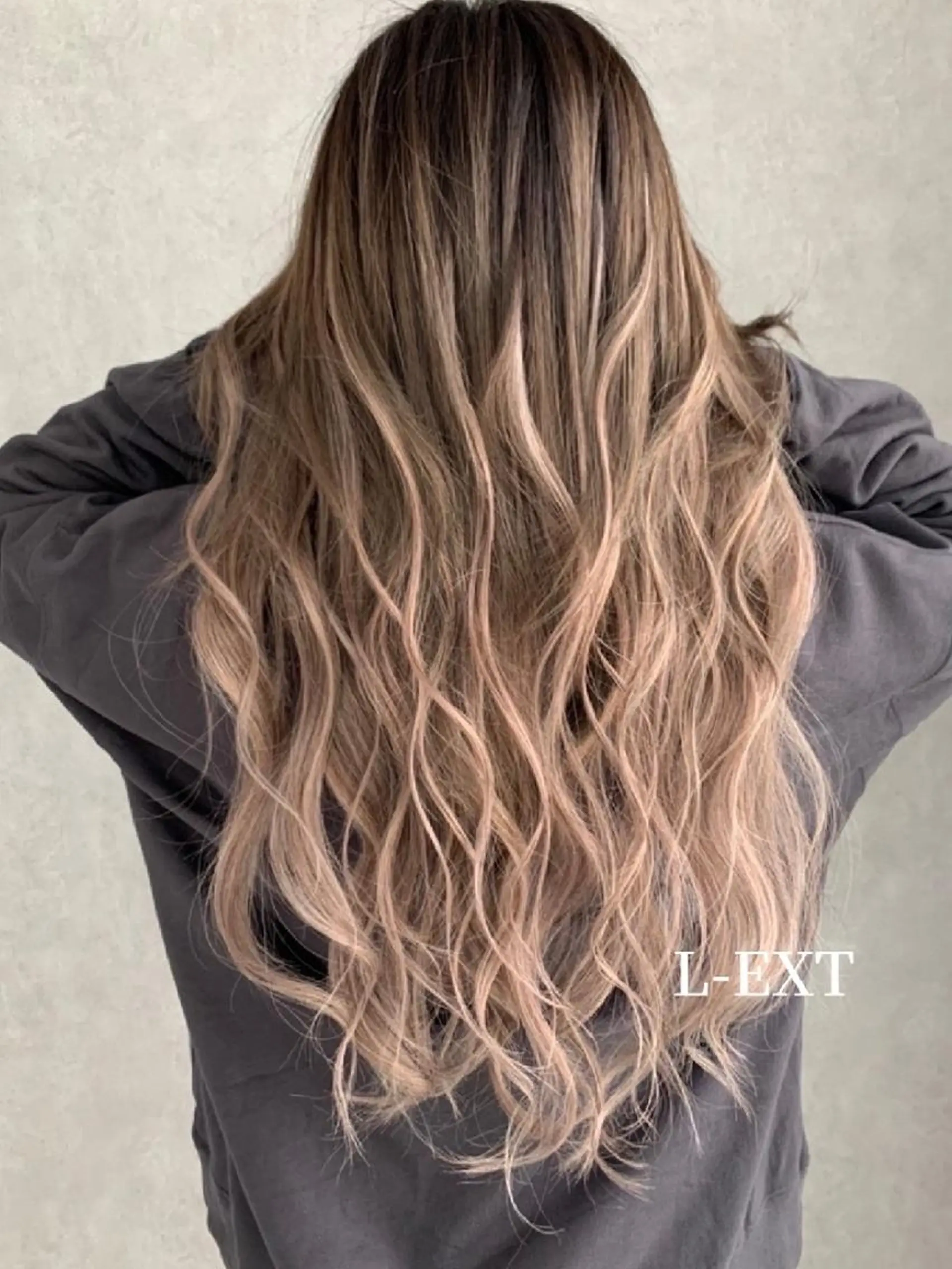 ロング エクステ L-EXT salon所属・エクステ認定講師 💋MANAMI💋のヘアスタイル