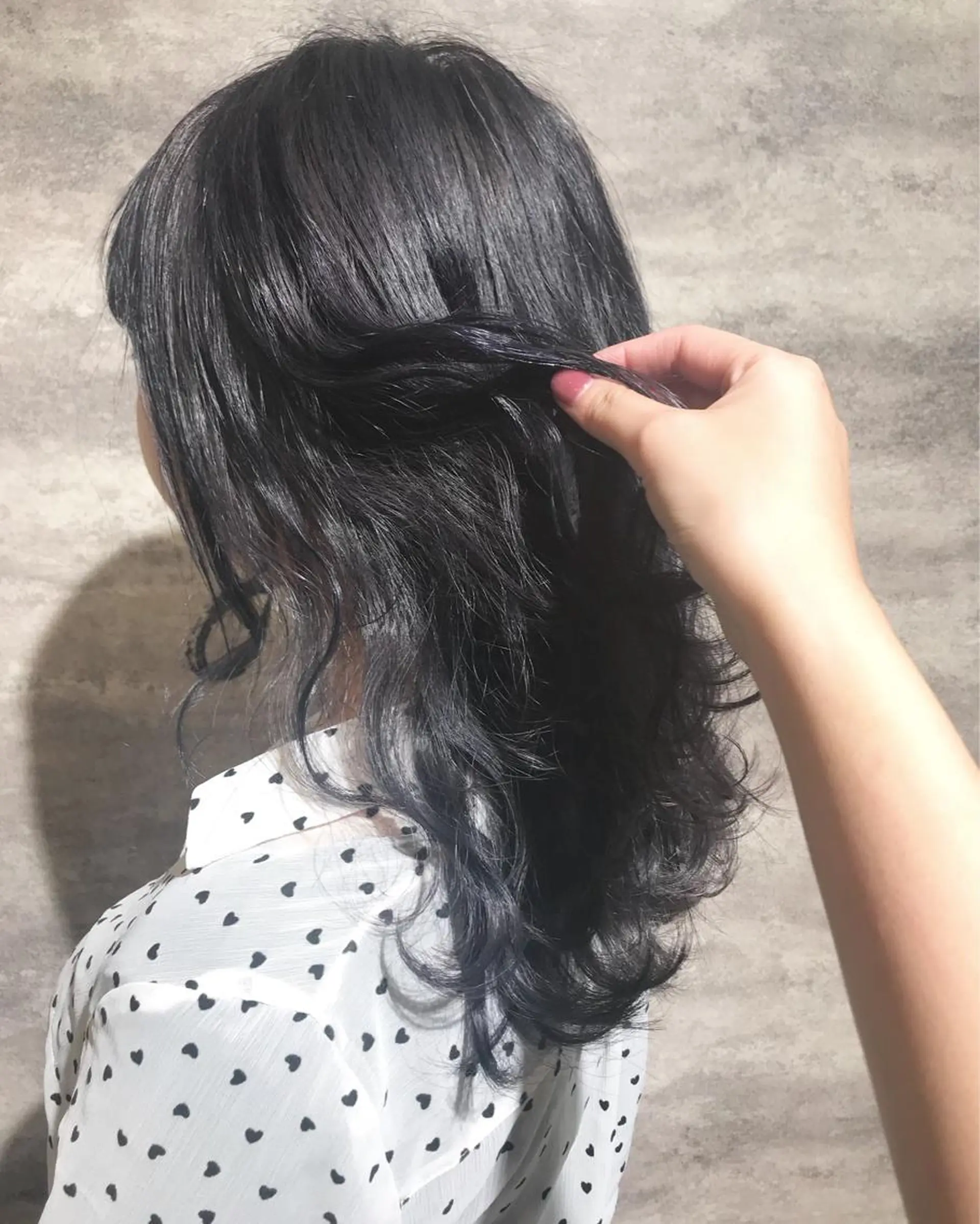 ロング カラー uru"所属・uru" すずきさゆりのヘアスタイル